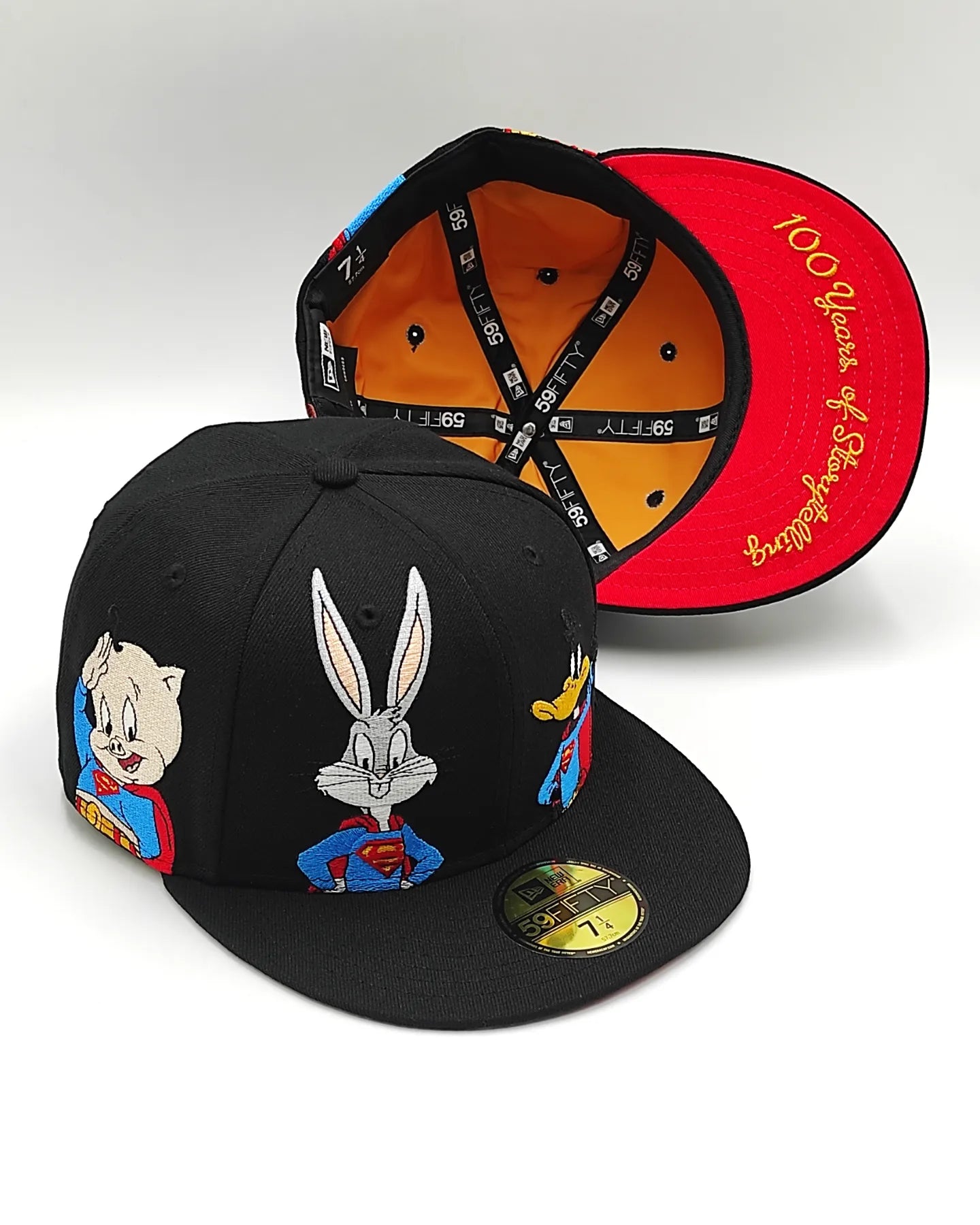 New Era lanza en México la colección que celebra los 100 años de Warner Bros