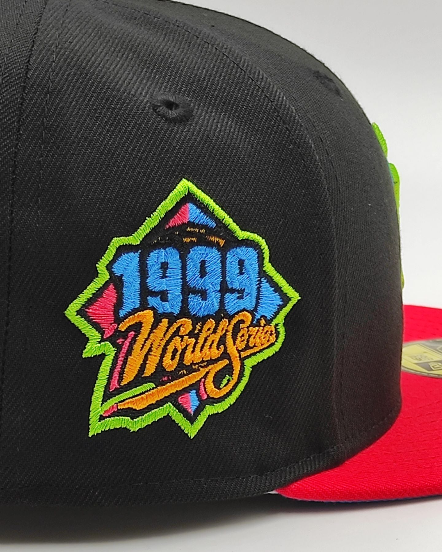 New Era 59Fifty Hat Weels New York Yankees 1999 world series patch hat - black infrared