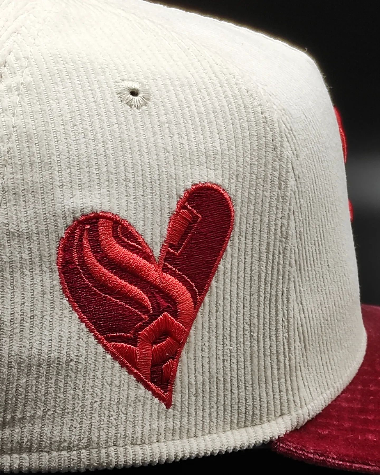 New era White sox corduroy velvet 9forty a frame