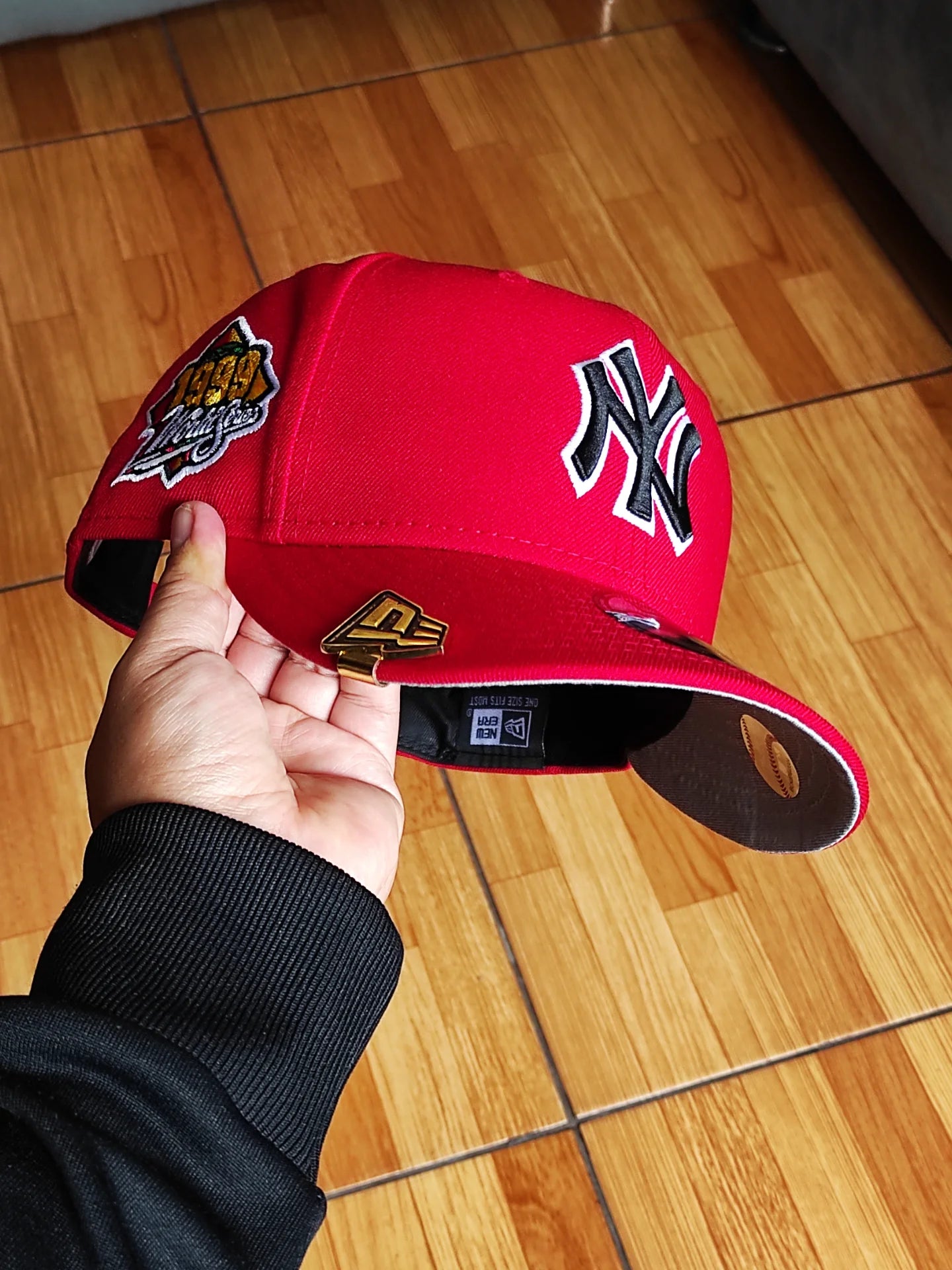 New Era New York Yankees 1999 World Series Scarlet Edition 9Fifty Snapback Hat