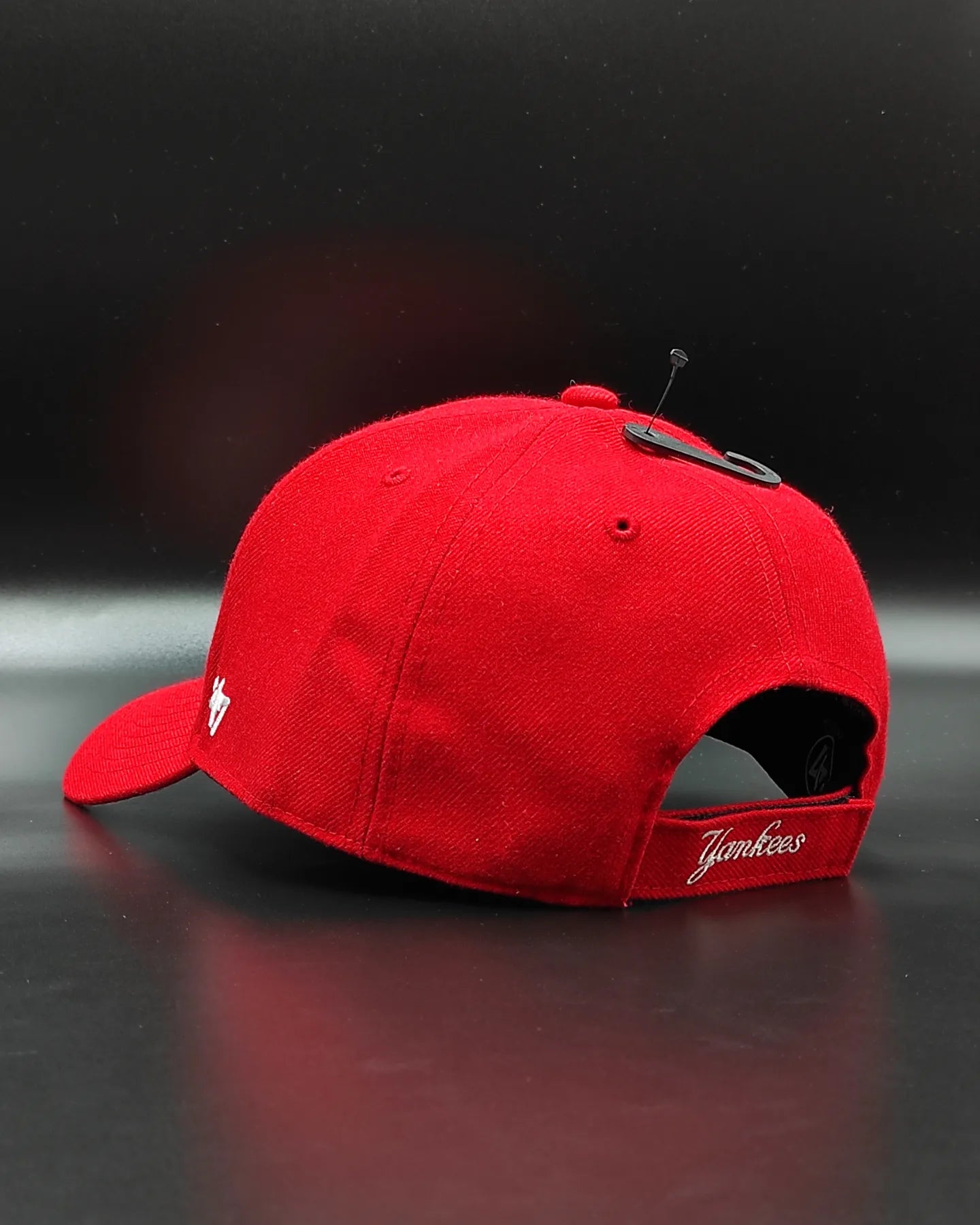 47brand New York Yankees clasica color Rojo strapback