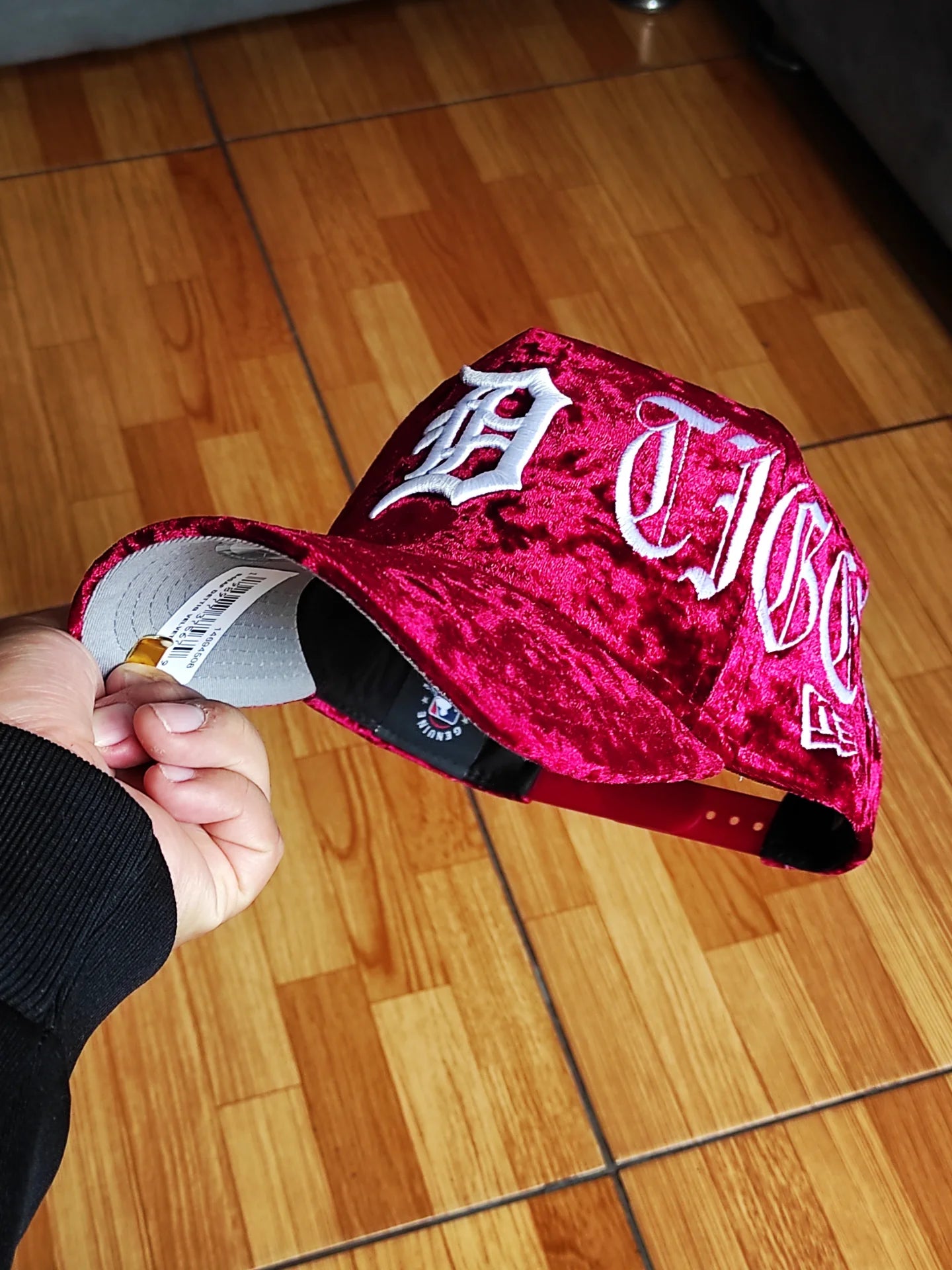 New Era Detroit Tigers ' Velvet' 9FORTY A-Frame Snapback