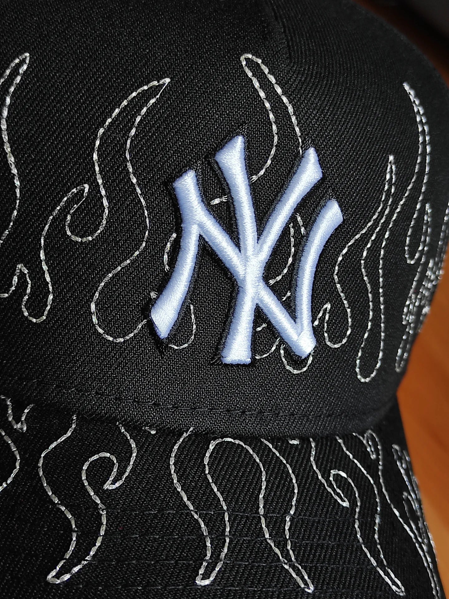 New Era New York Yankees flame black 9 FORTY A-FRAME