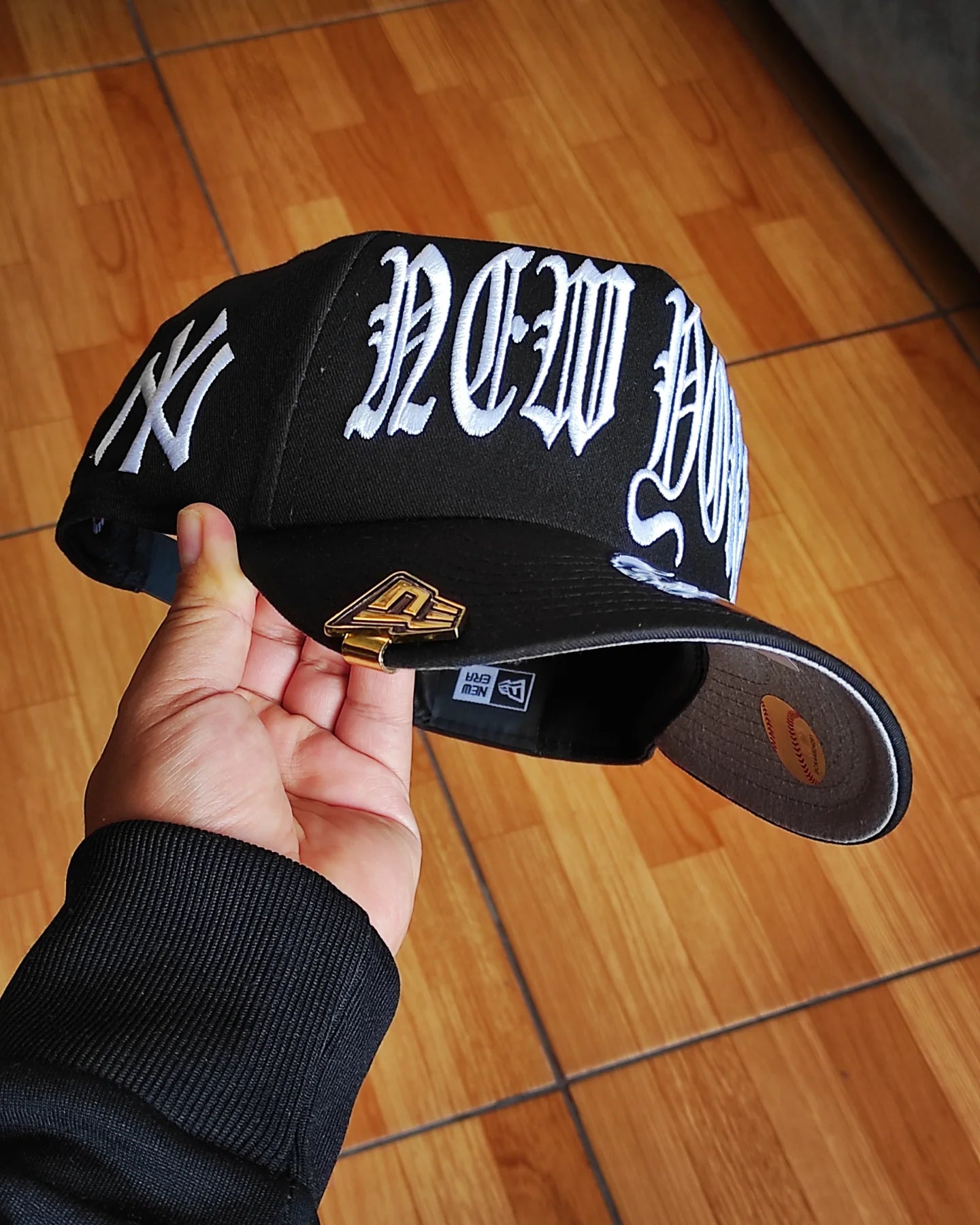 New York Yankees ' Gothic ' 9FORTY A-Frame Snapback