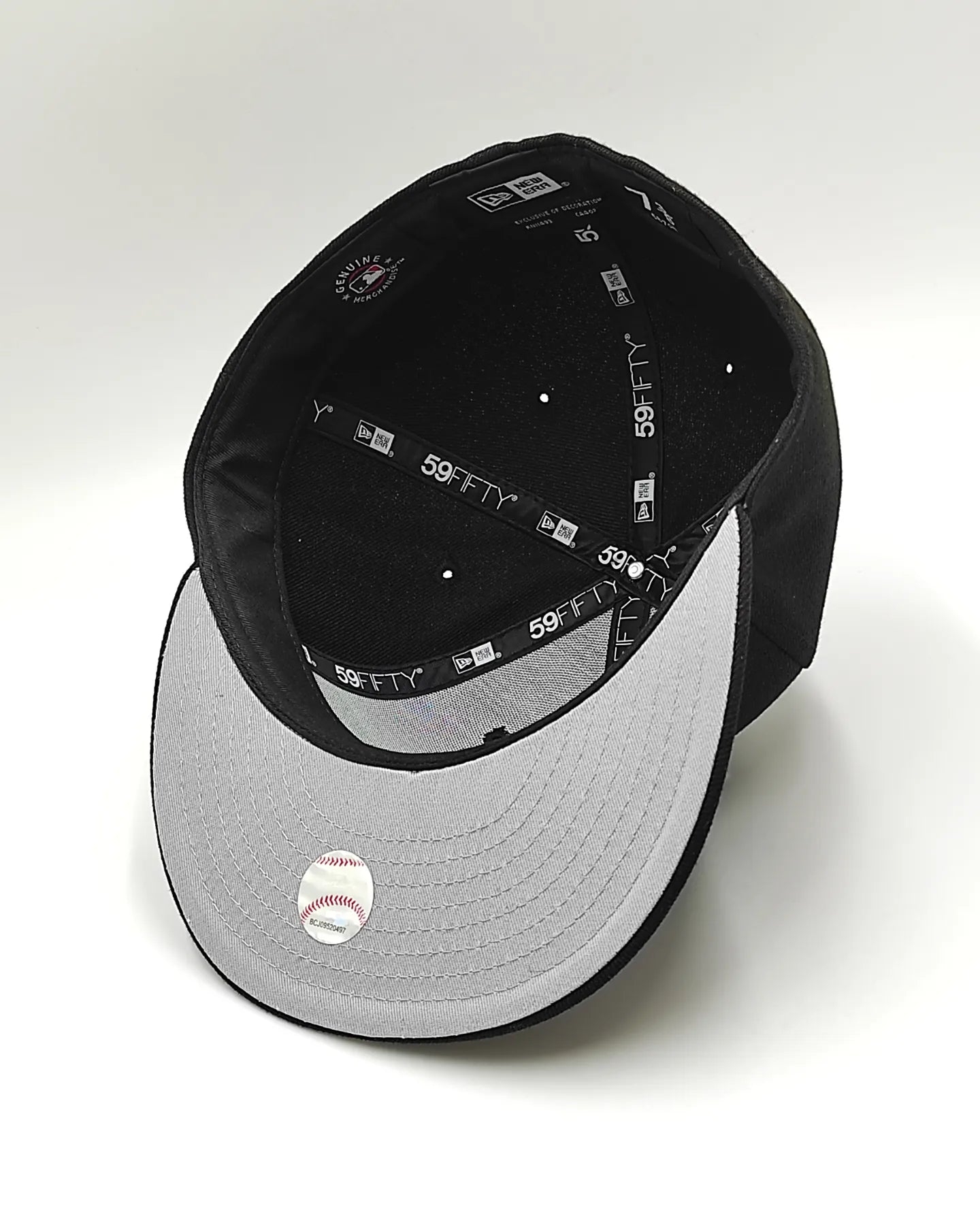 New Era Chicago White sox black on black