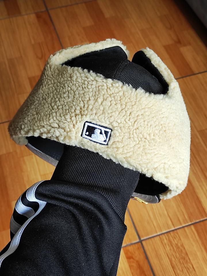 Chicago White Sox 05 WS Dogear New Era 59Fifty Fitted - Black, White, Gray