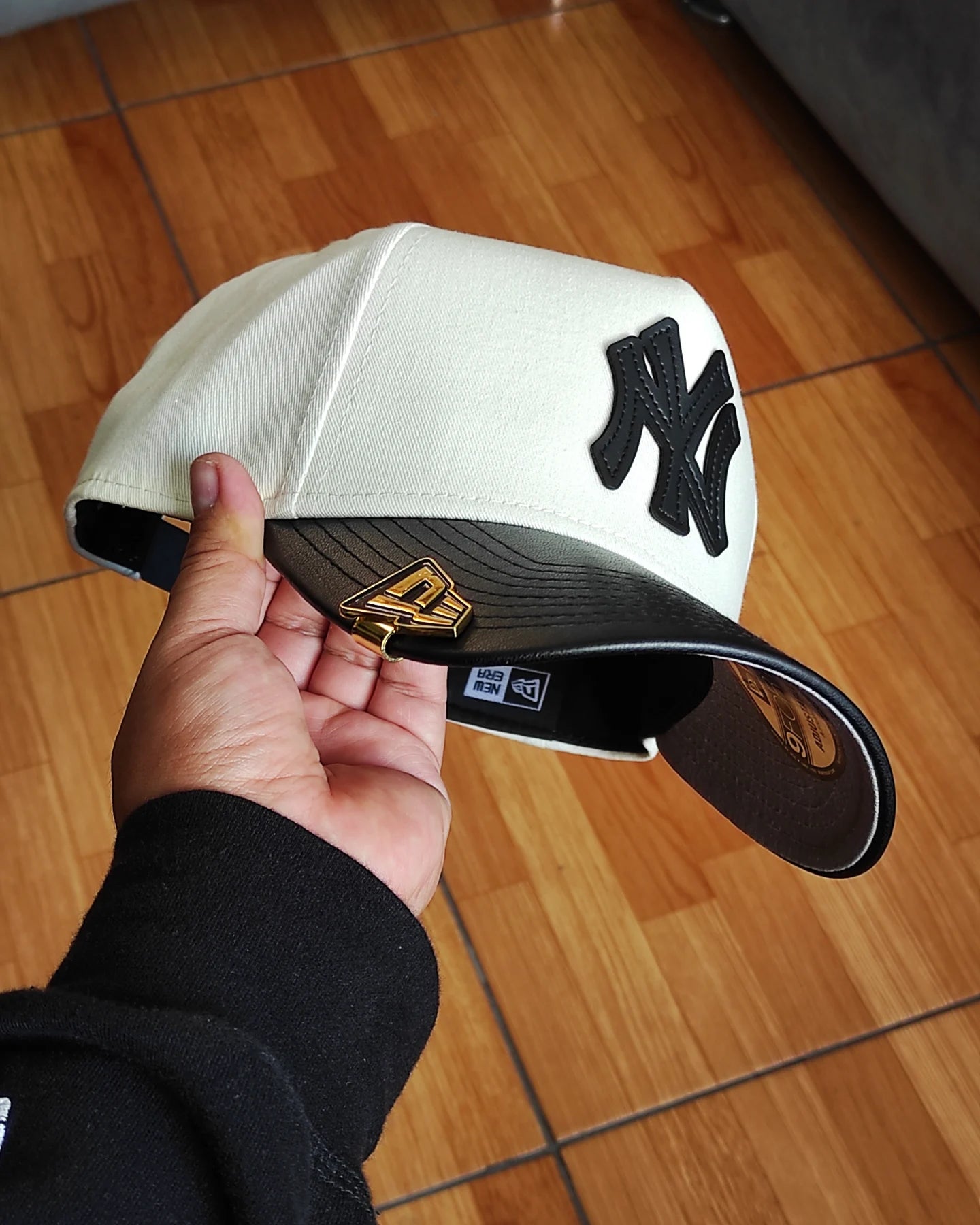 New Era New York Yankees 'visor cuero'' 9FORTY A-Frame Snapback