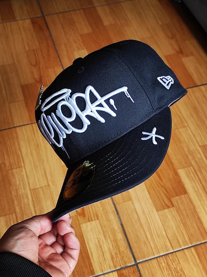 59FIFTY new era Grafiti navy incluye pin