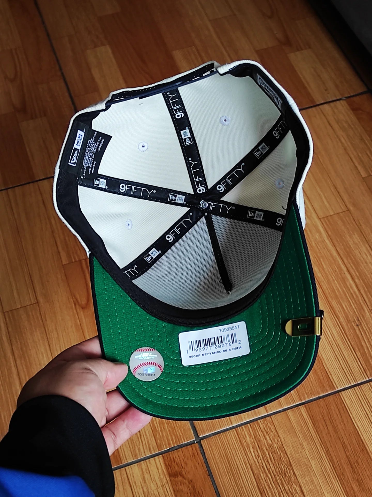 New Era New York Yankees MLB league Chrome Navy 9FIFTY AFRAME Snapback