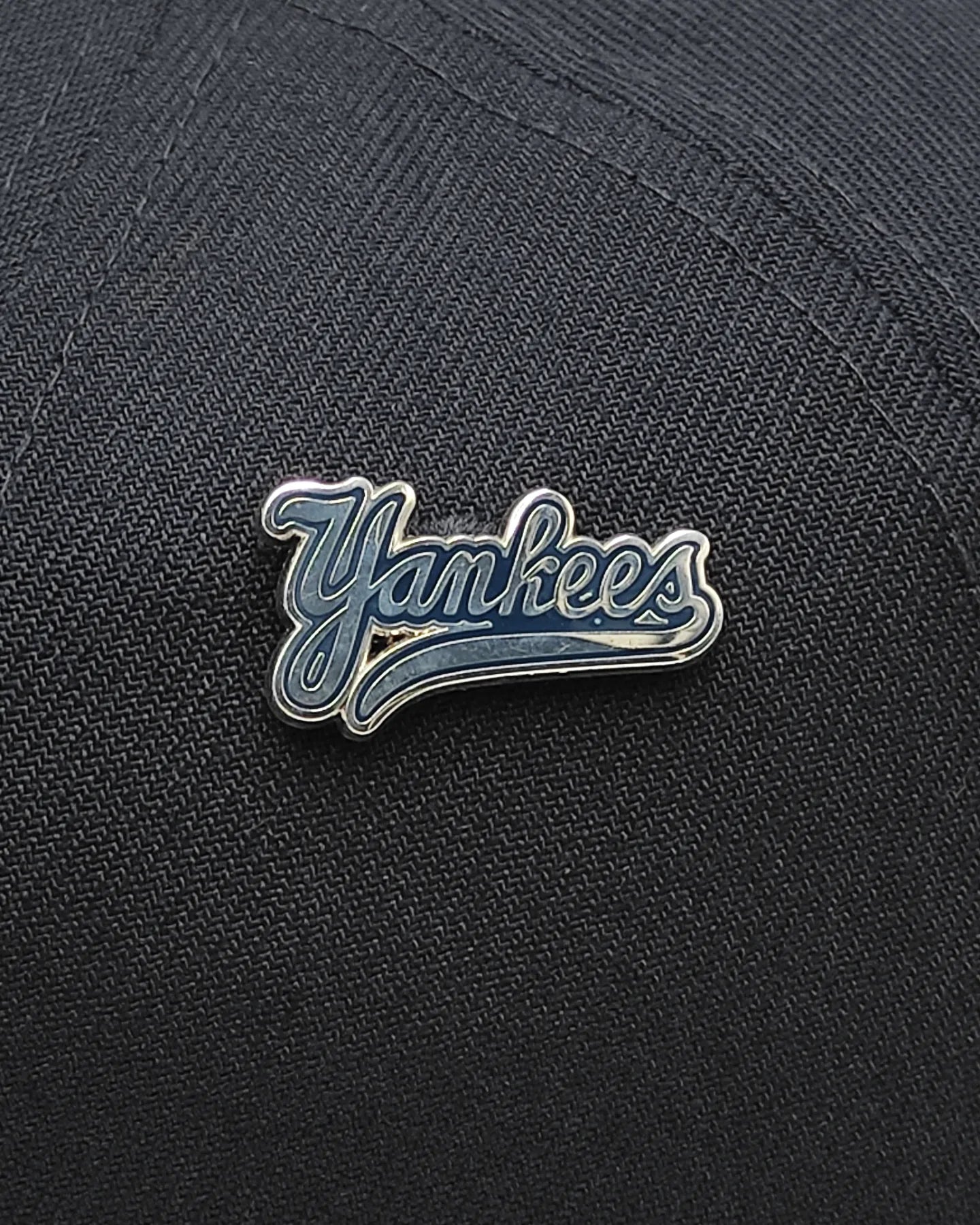 New Era New York Yankees MLB pin badge 59fifty fitted