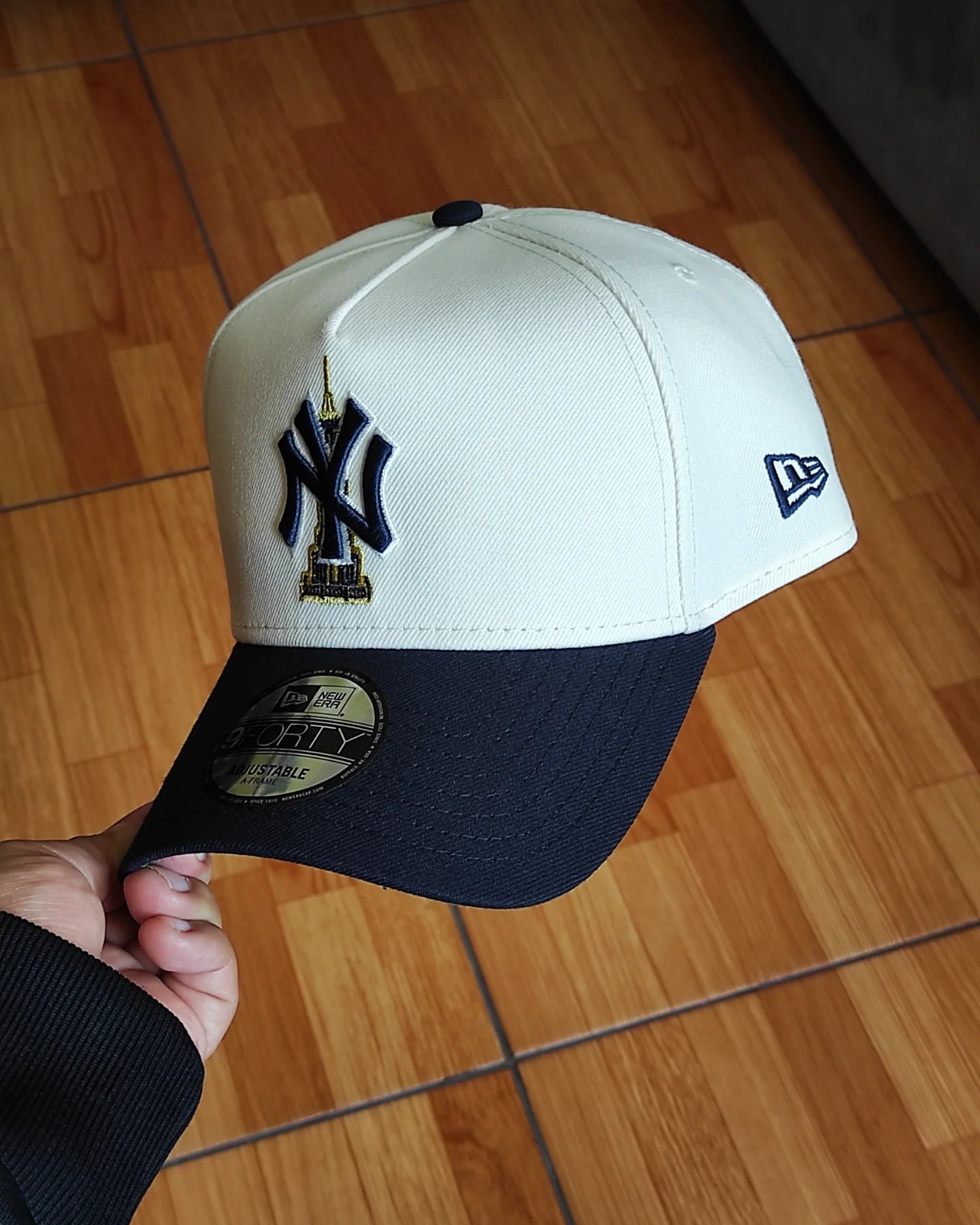 New Era New York Yankees State two Tone Chrome Navy 9 FORTY A-FRAME