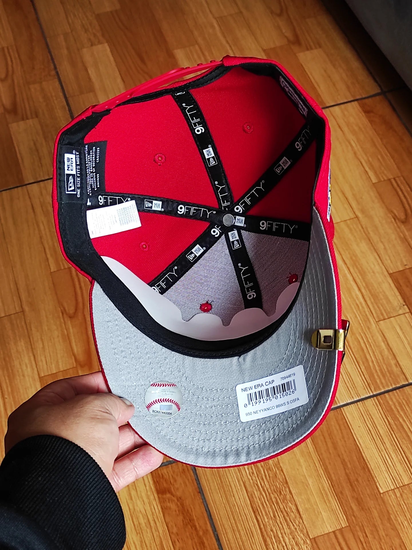 New Era New York Yankees 1999 World Series Scarlet Edition 9Fifty Snapback Hat