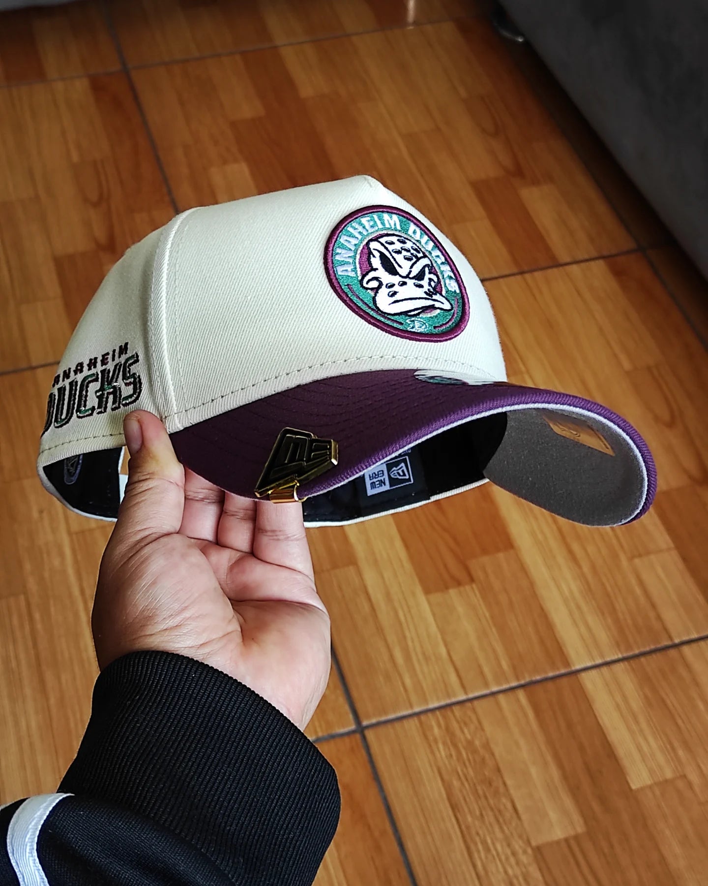 New Era Anaheim Ducks Chrome Two Tone Edition 9Forty A Frame snapback