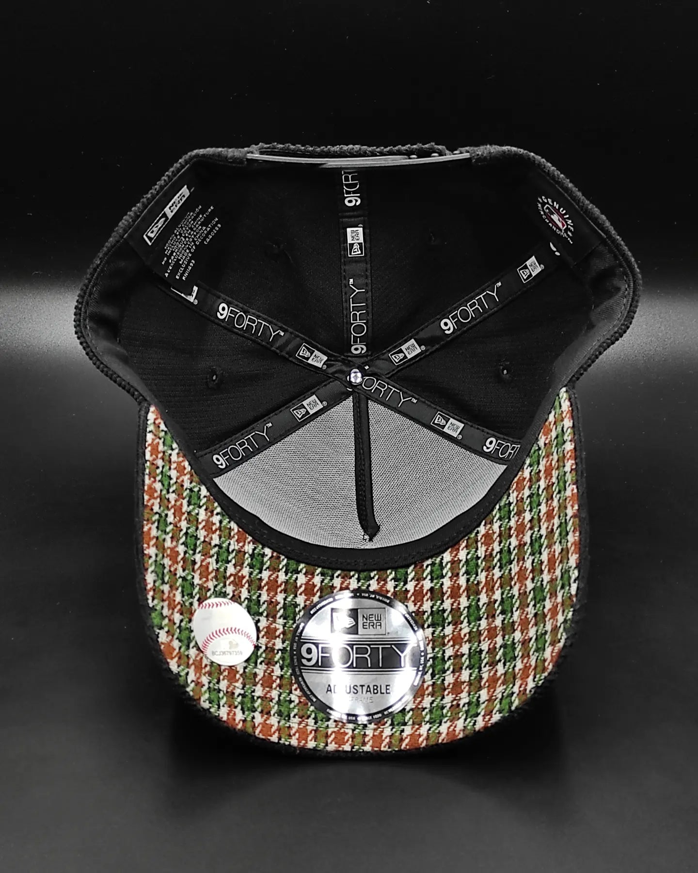 New Era New York Yankees "Corduroy Black" 9 Forty A-FRAME snapback