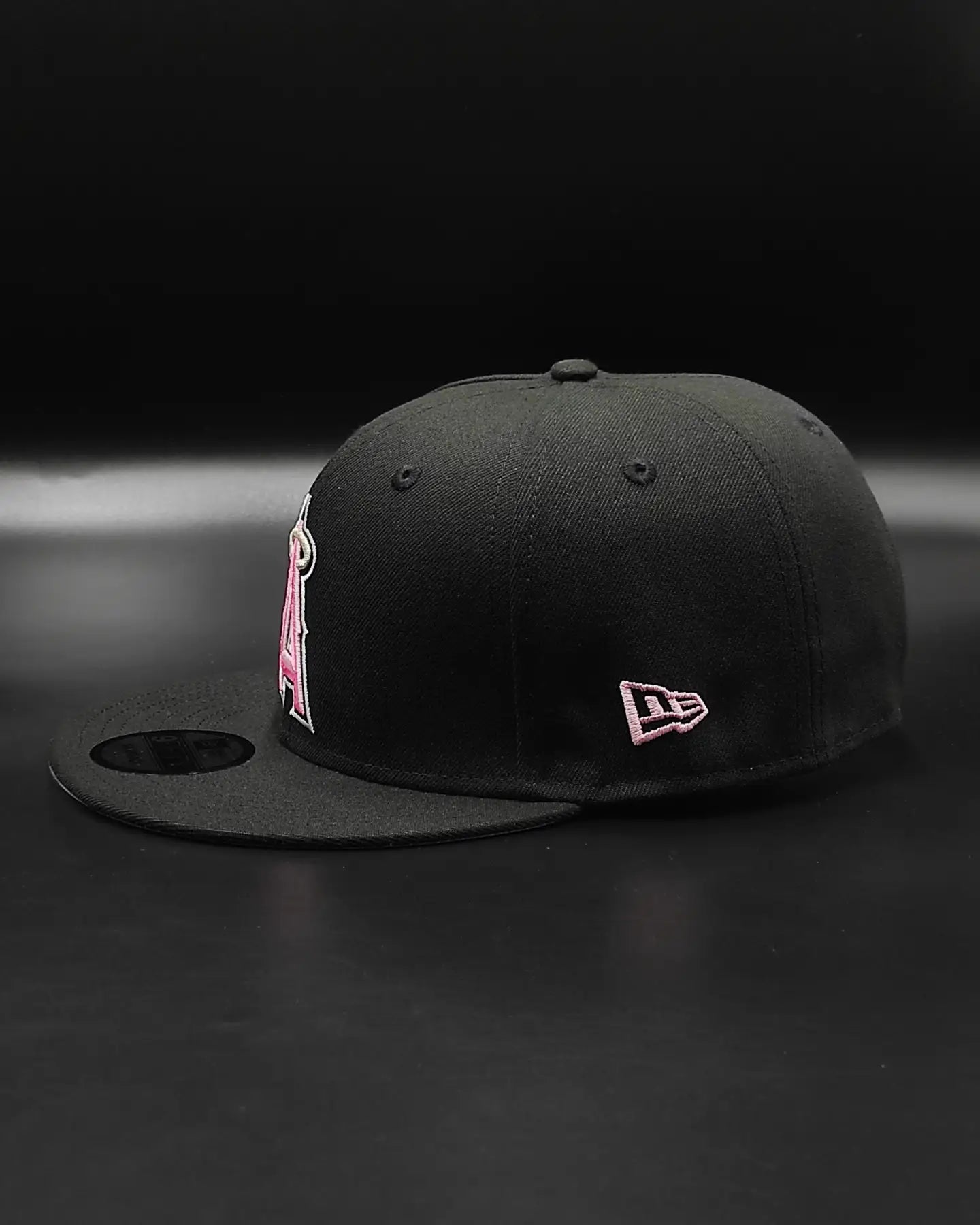 New era Anaheim Angels 50th Aniversario negro rosado 9 Fifty Snapback