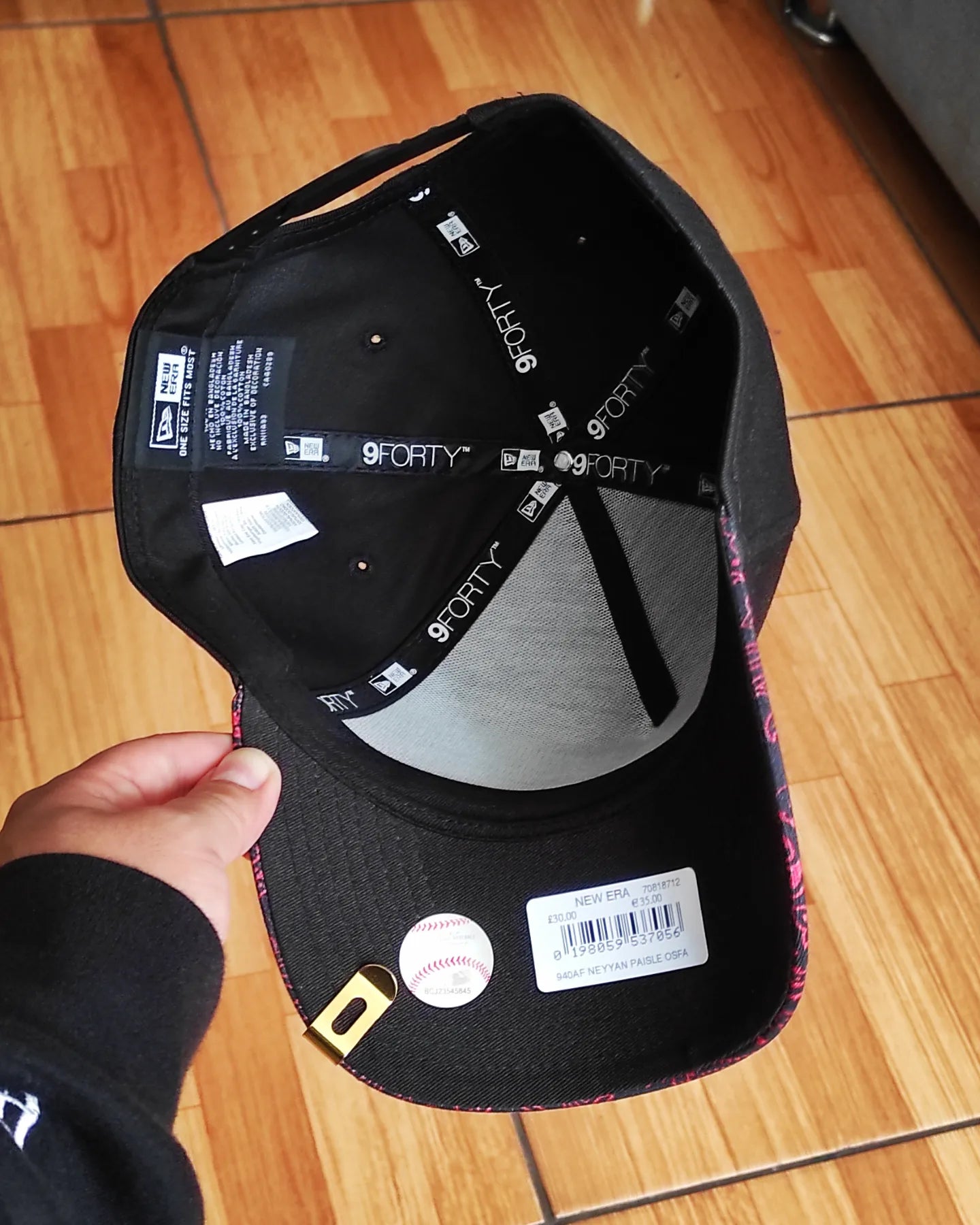 New York Yankees Pastel Paisley Black 9FORTY A-Frame Adjustable Cap