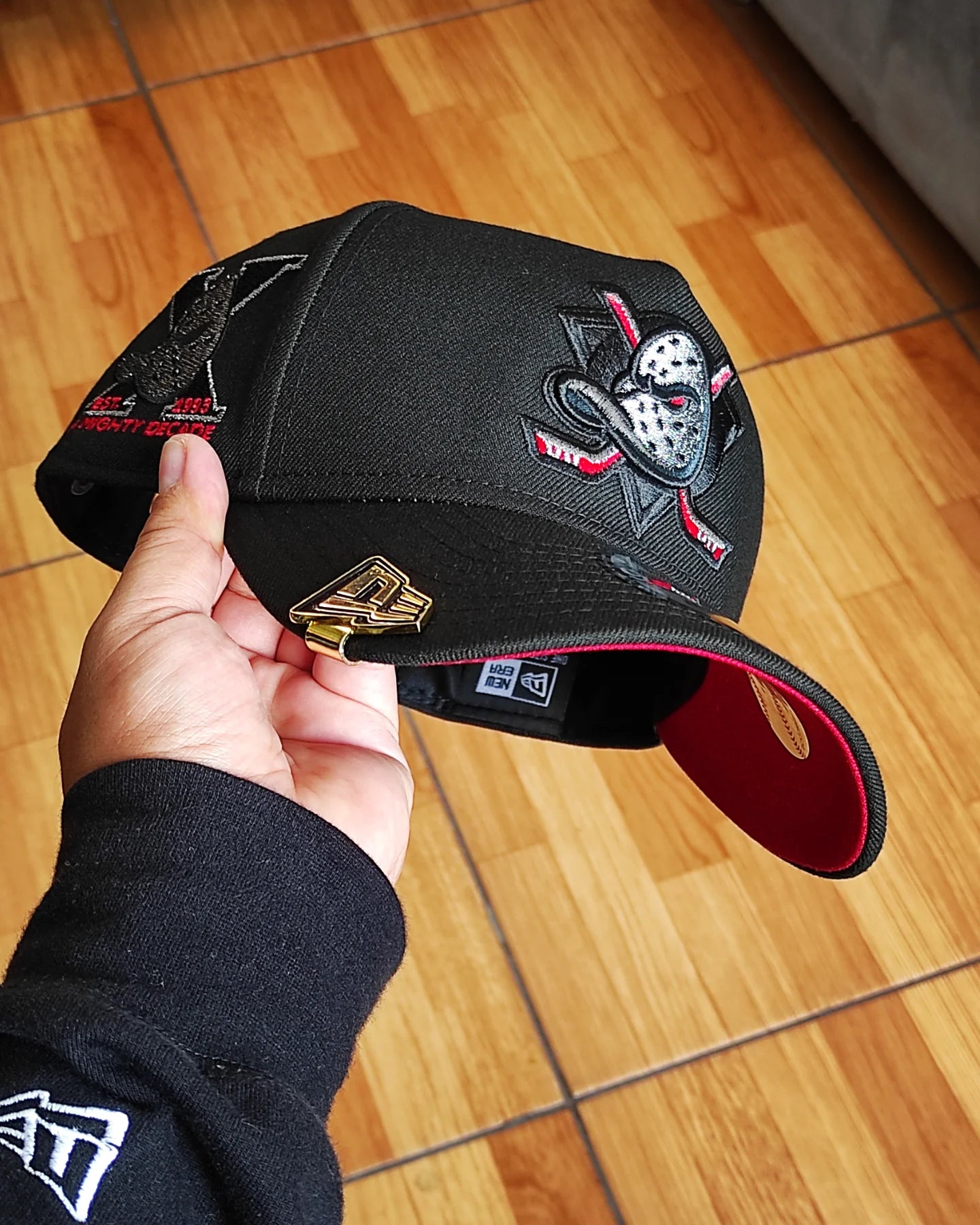New Era Anaheim Ducks 10th Anniversary Metallic Blackout Red Edition 9Forty A Frame Snapback