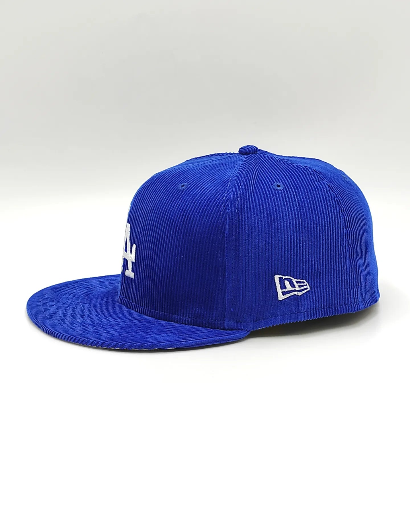 Los Angeles Dodgers OLD SCHOOL CORDUROY SIDE-PATCH Black Fitted Hat by New Era