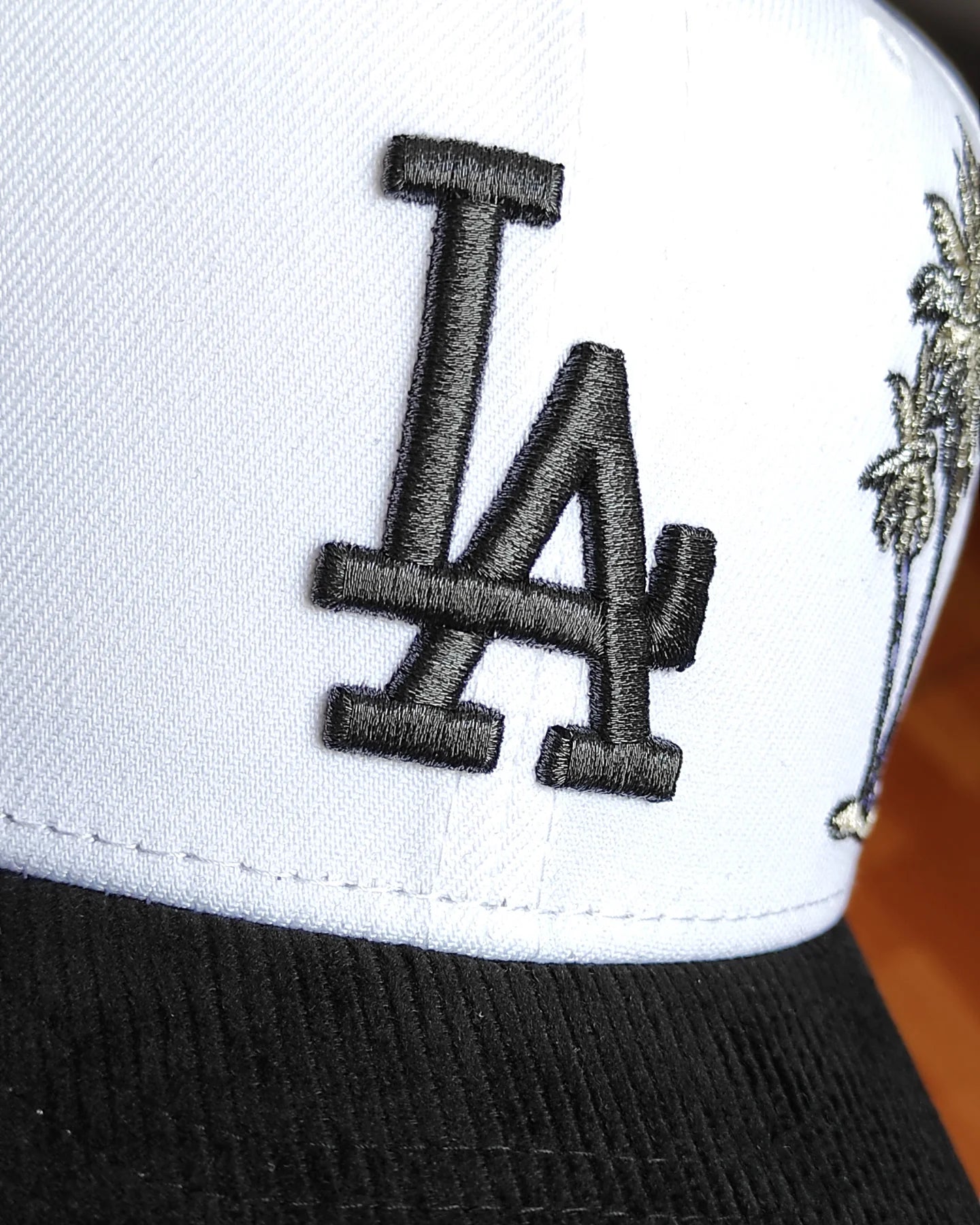 New Era las Los Angeles Dodgers visera corduroy 🌴 two tone black and white 9 FIFTY Snapback