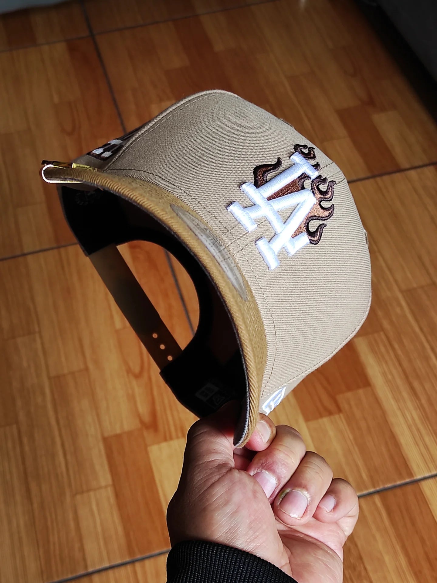 New Era Los Angeles Dodgers flame 🔥two Tone Brown light 9FIFTY snapback