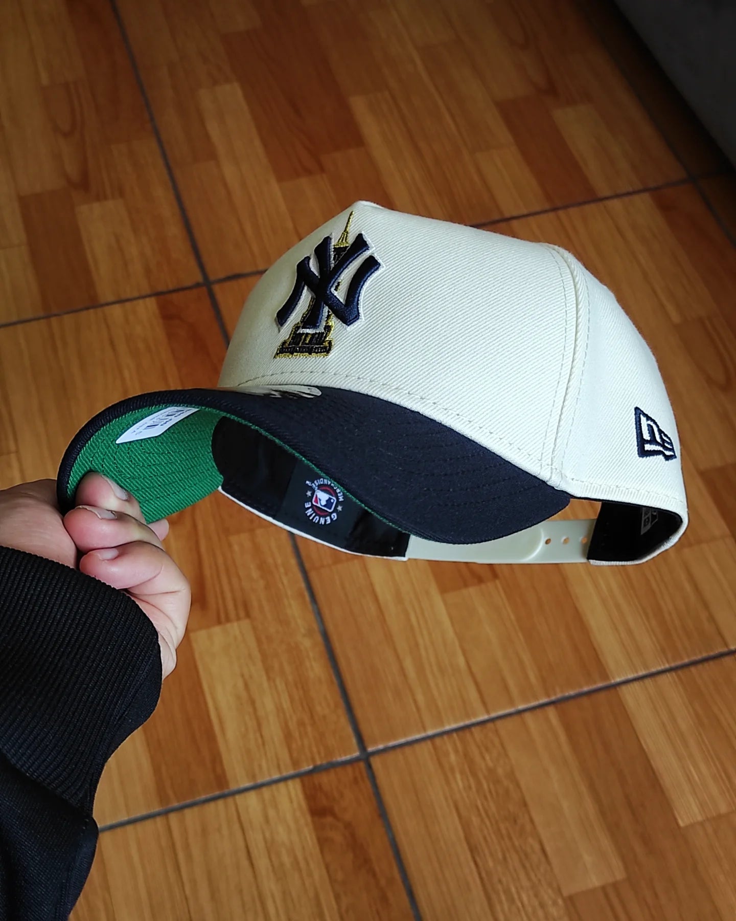 New Era New York Yankees State two Tone Chrome Navy 9 FORTY A-FRAME