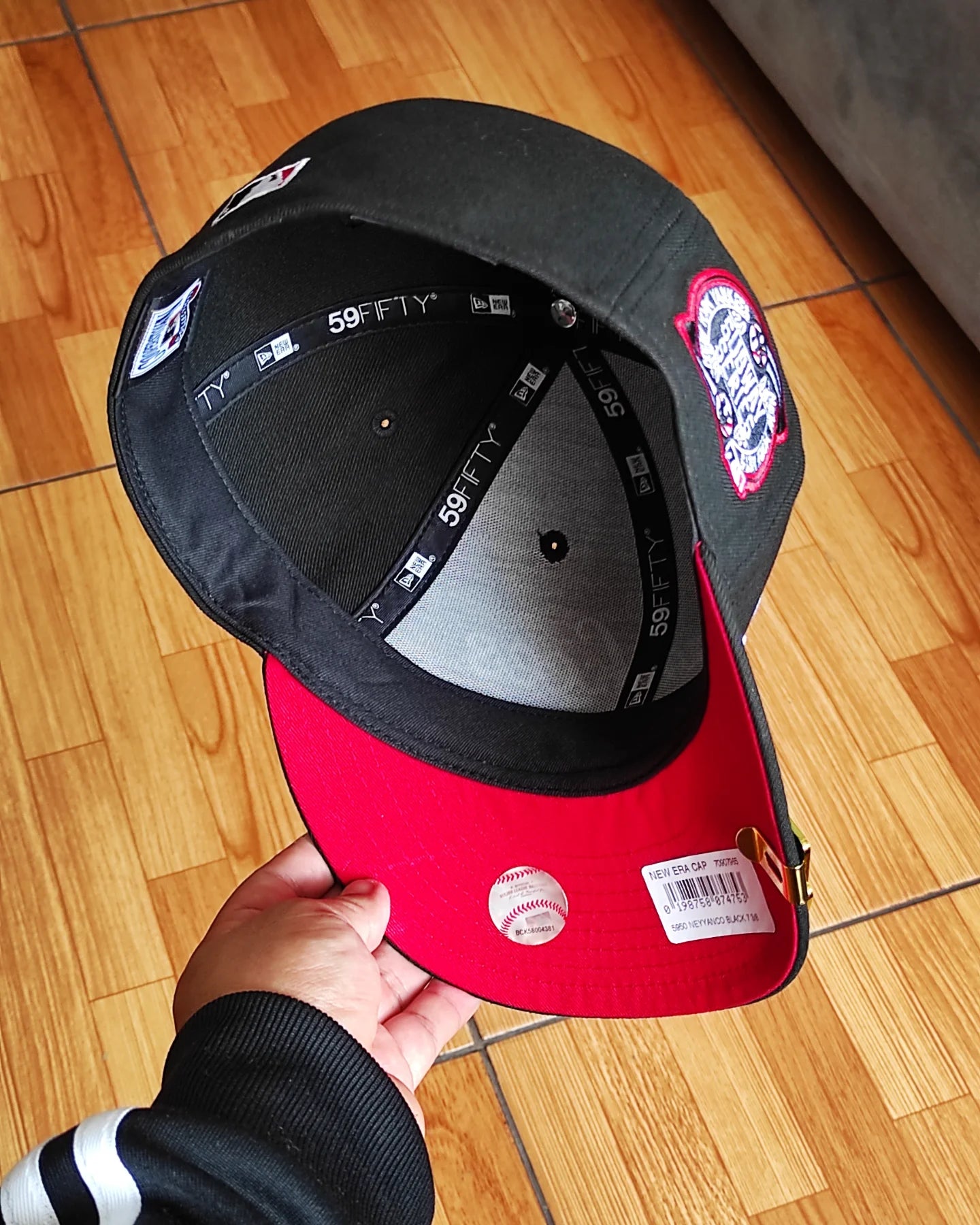 New Era New York Yankees Subway Series 2009 Black and Red Edition 59Fifty Fitted Hat