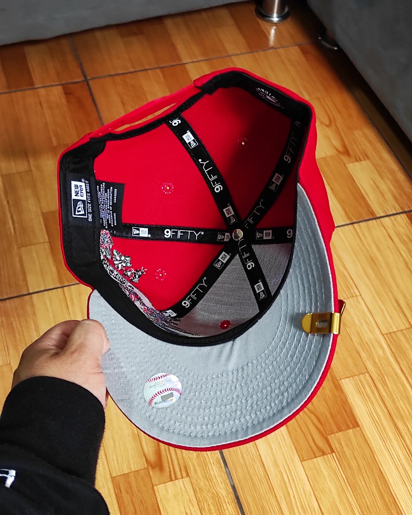 Los Angeles Angels Gray Bottom City Art Side Patch New Era 9Fifty Snapback - Red