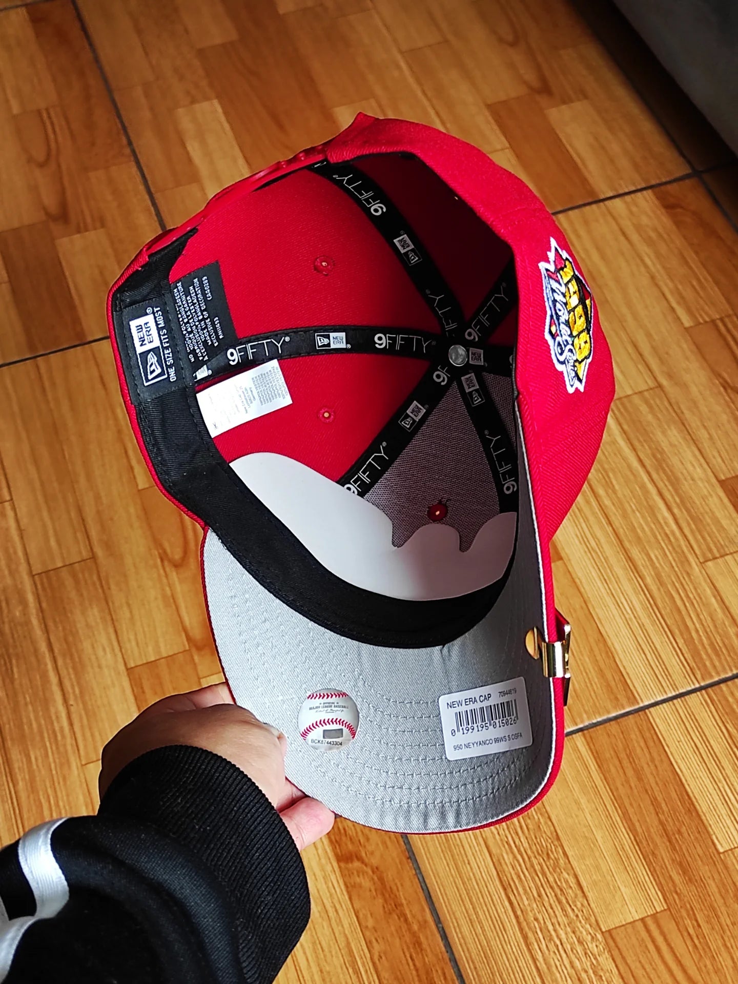 New Era New York Yankees 1999 World Series Scarlet Edition 9Fifty Snapback Hat