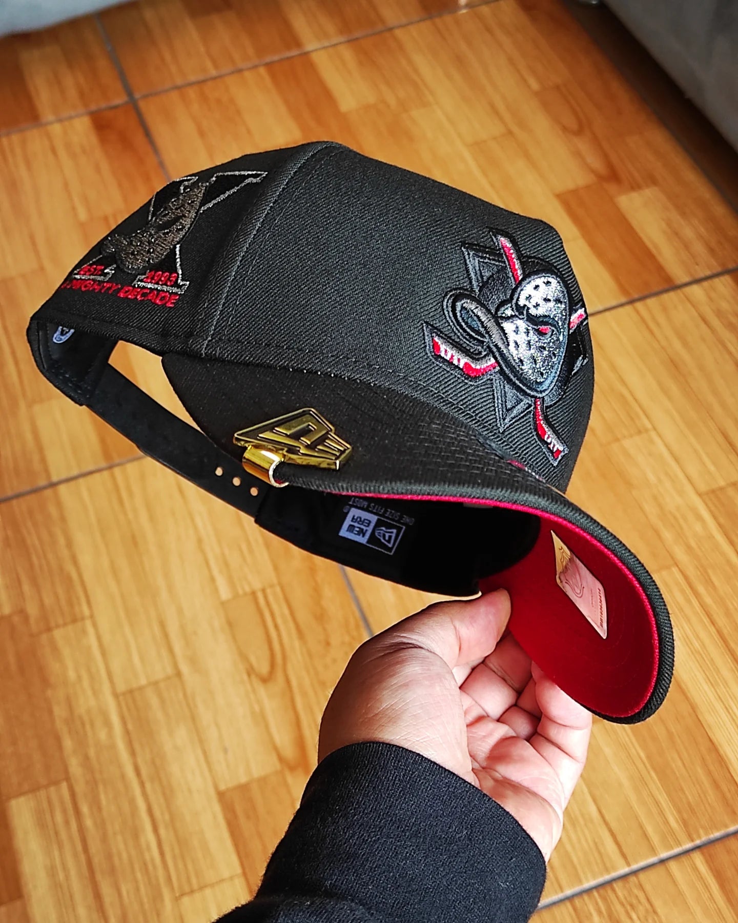 New Era Anaheim Ducks 10th Anniversary Metallic Blackout Red Edition 9Forty A Frame Snapback