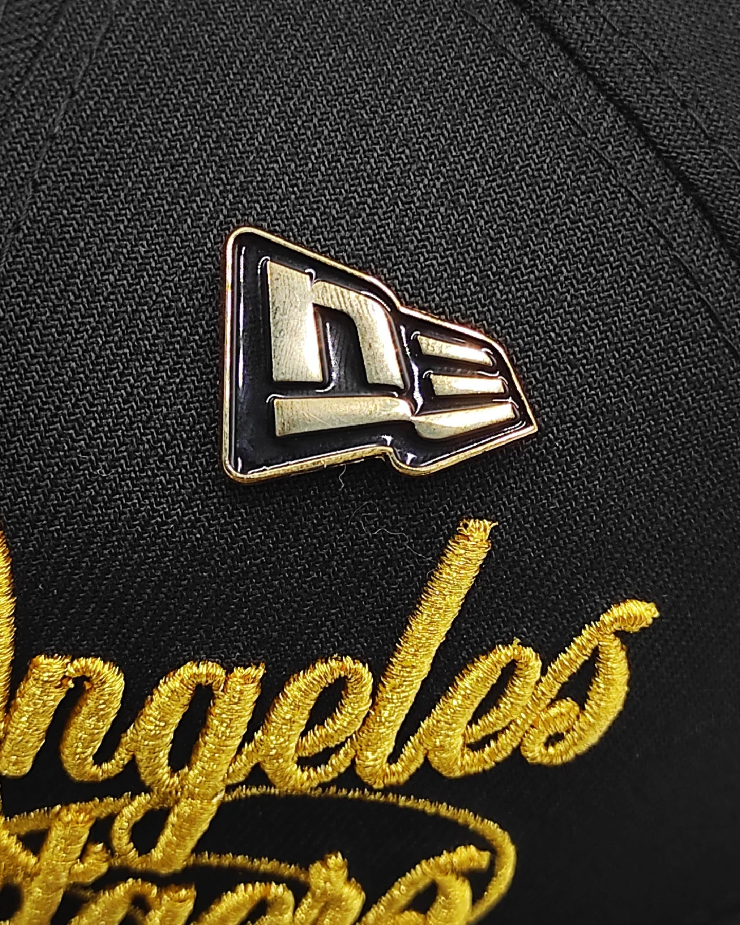 Pin metálico New Era