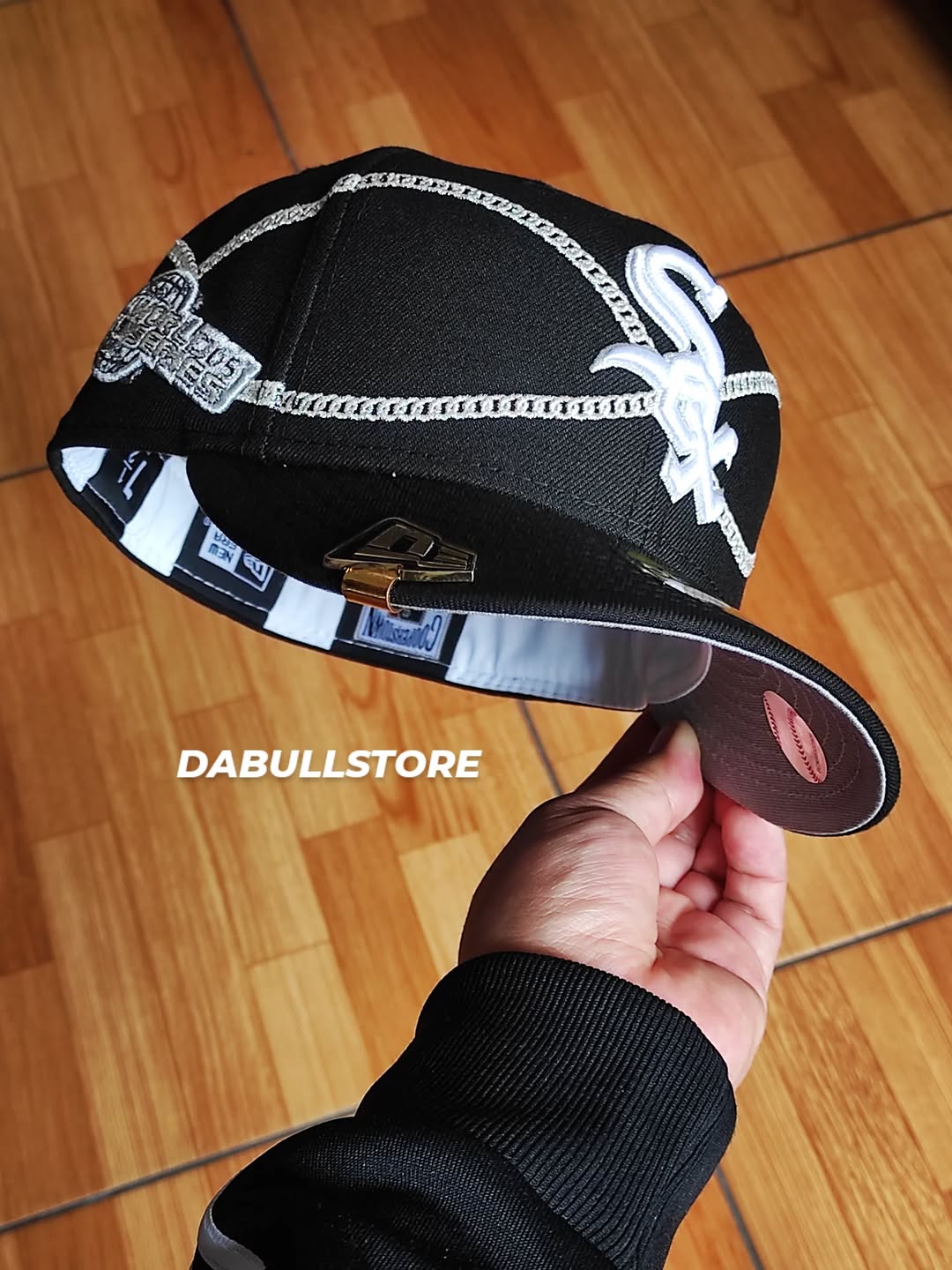 New Era White sox chain✨️ wrap black 59FIFTY Fitted