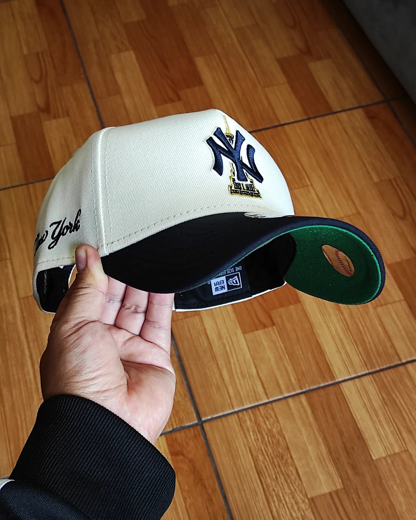 New Era New York Yankees State two Tone Chrome Navy 9 FORTY A-FRAME