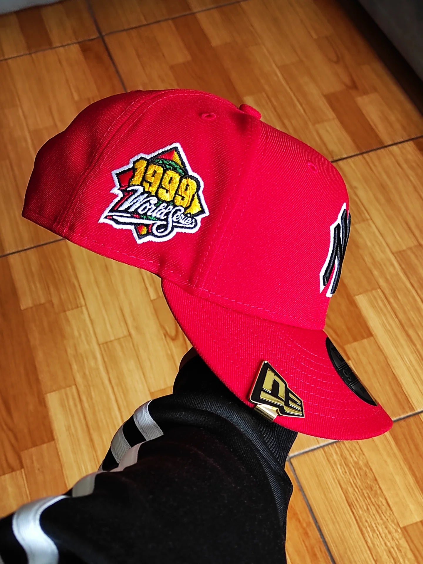 New Era New York Yankees 1999 World Series Scarlet Edition 9Fifty Snapback Hat