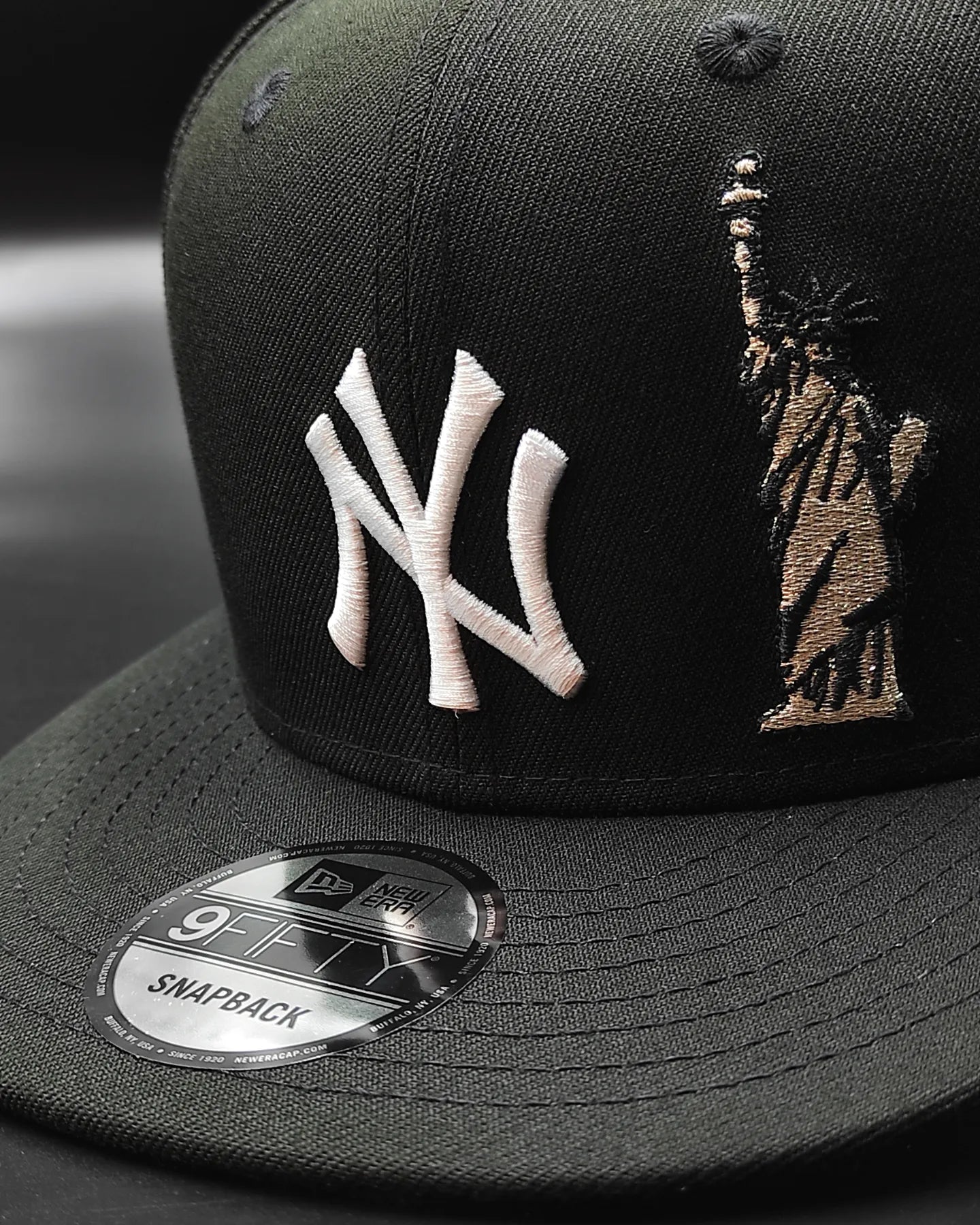 New Era New York Yankees 1999 world series colección Liberty 🗽 9 FIFTY Snapback - Negro