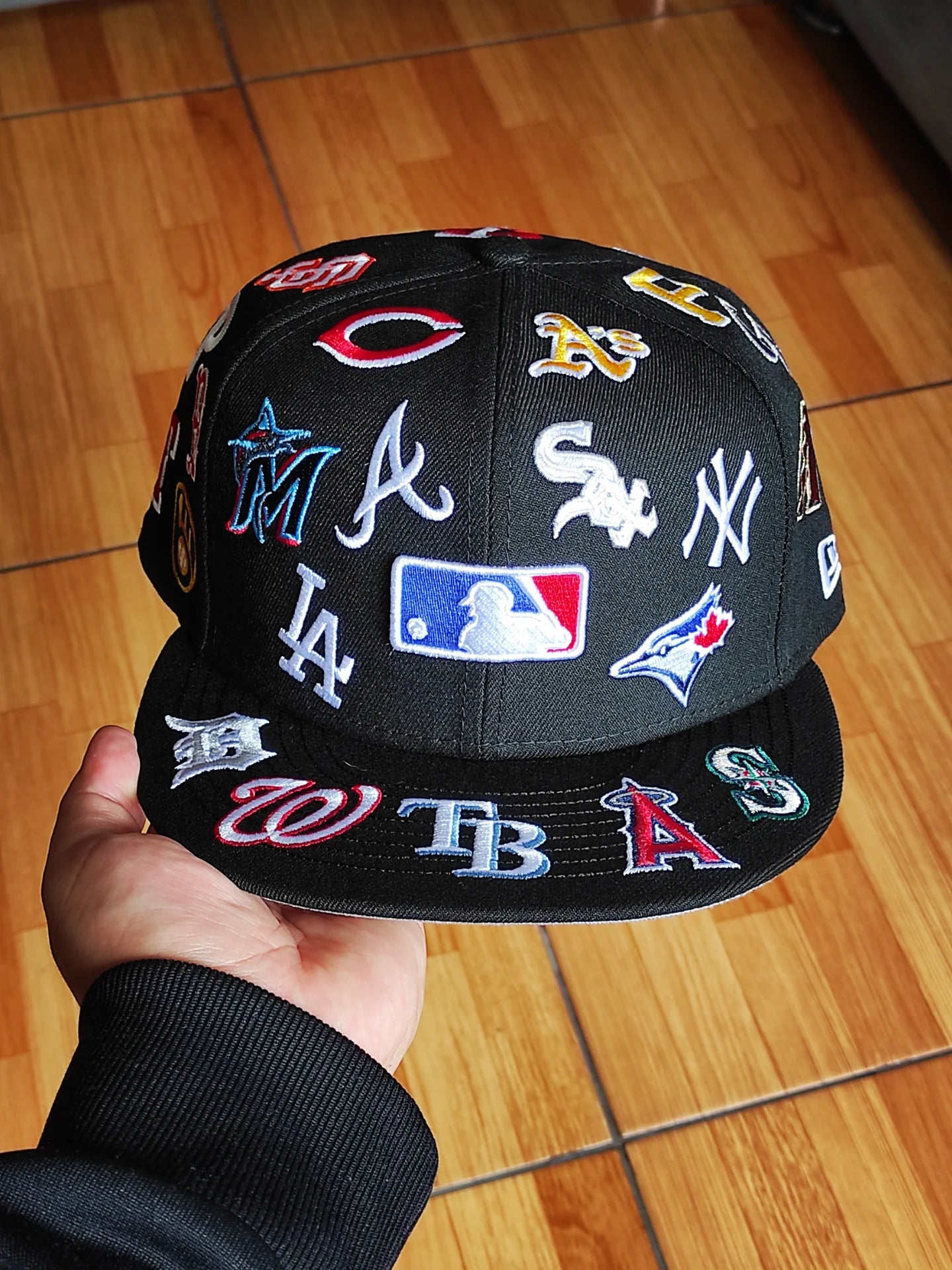 New Era All over MLB black 9fifty SNAPBACK