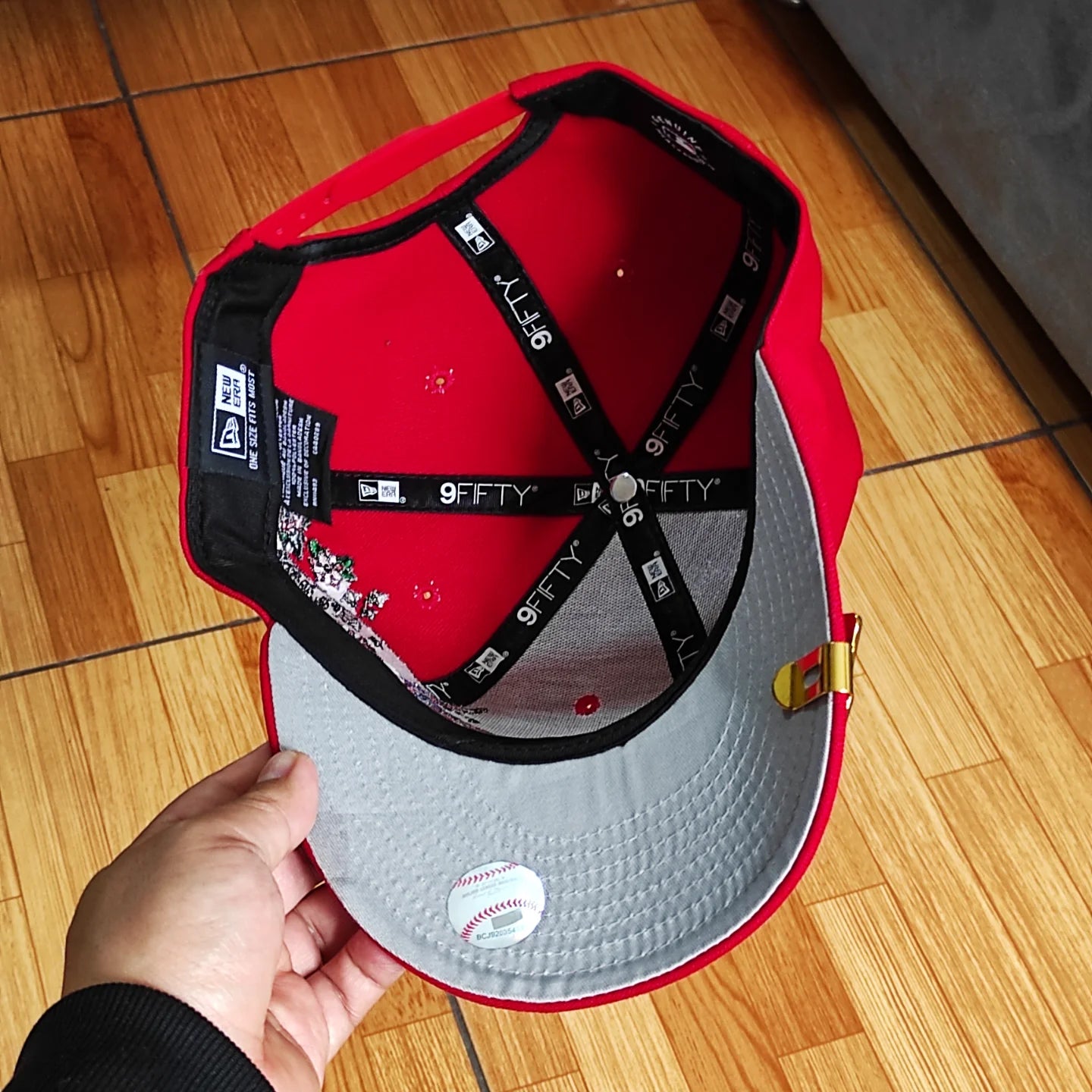 Atlanta Braves Gray Bottom City Art Side Patch New Era 9Fifty Snapback - Red