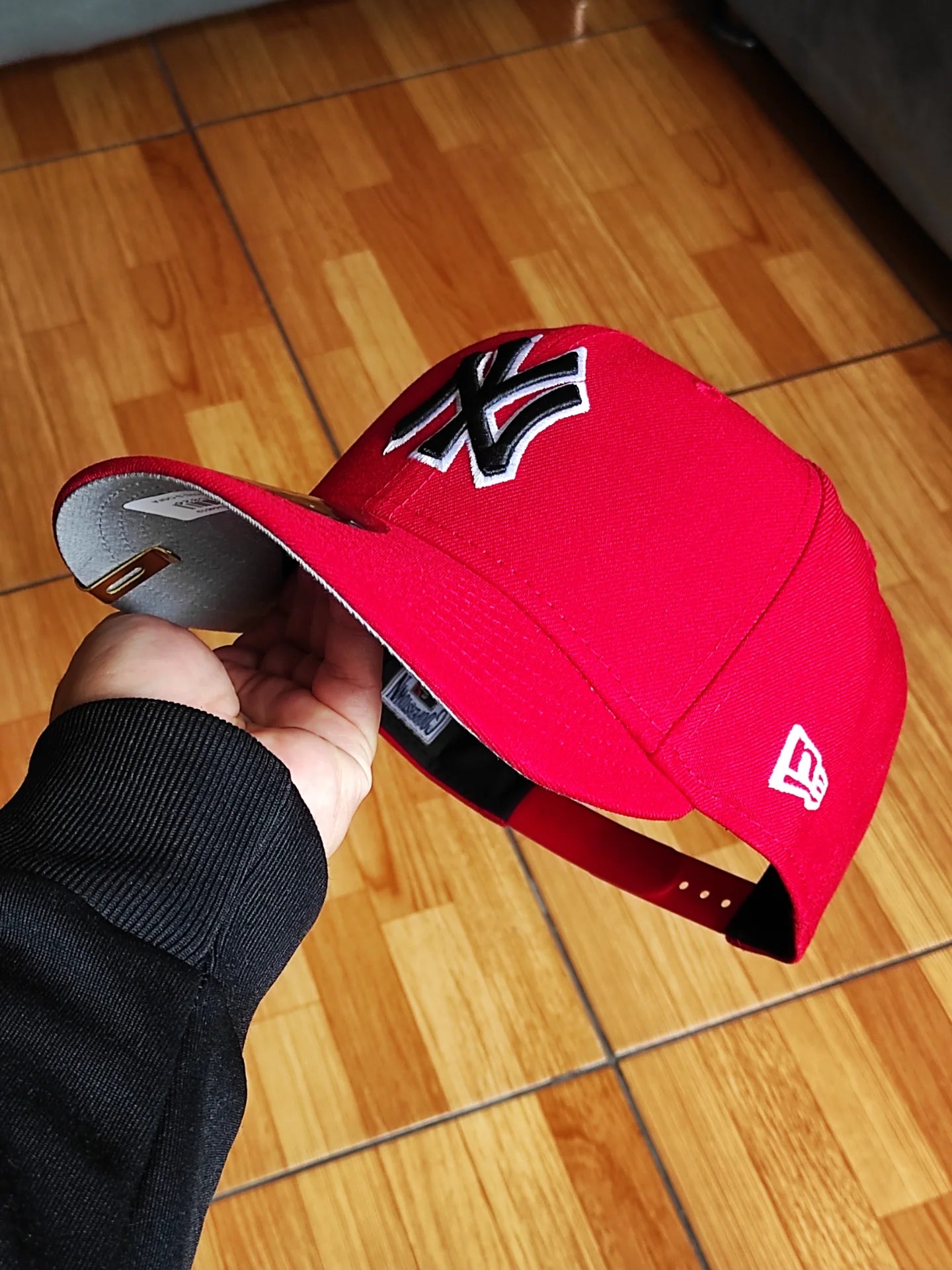 New Era New York Yankees 1999 World Series Scarlet Edition 9Fifty Snapback Hat