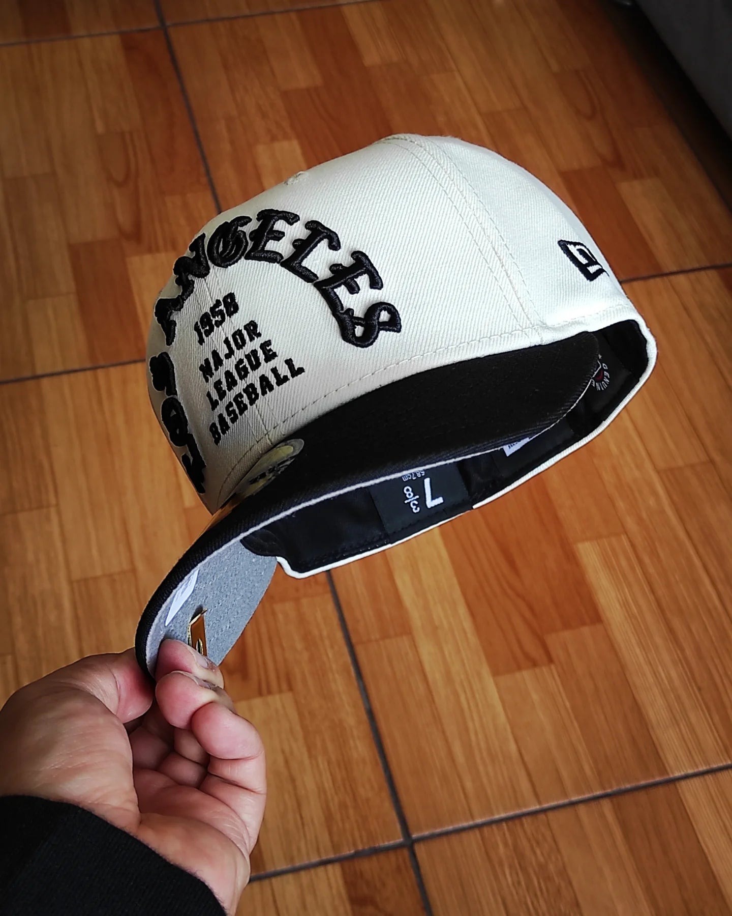 New Era Los Angeles Dodgers SKULL 💀 Chrome Black edition 59fifty fitted