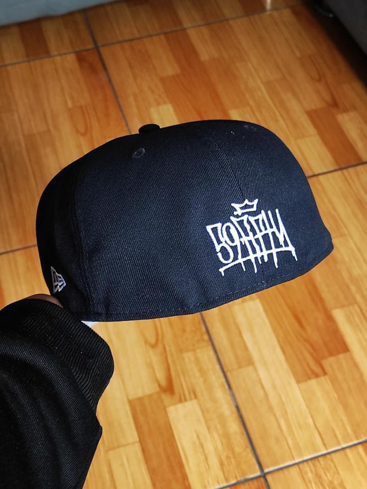 59FIFTY new era Grafiti navy incluye pin