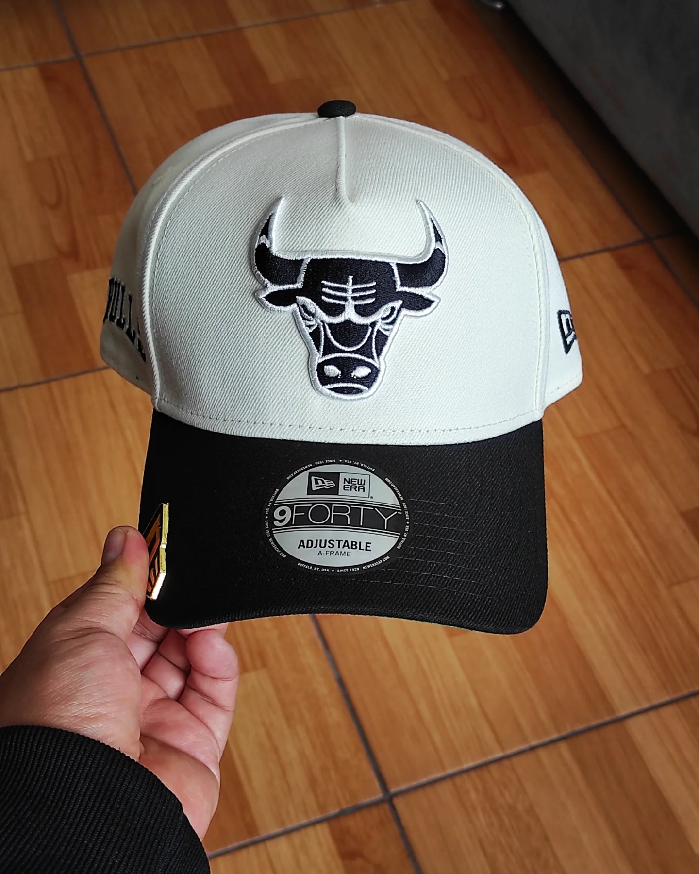 New Era Chicago Bulls Chrome black two tone 9forty a-frame