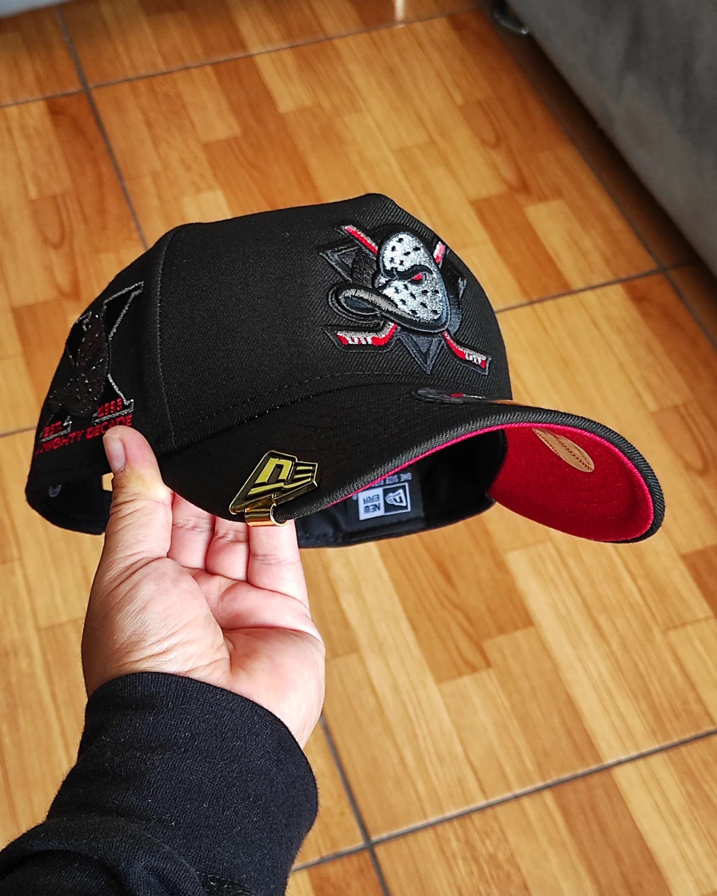 New Era Anaheim Ducks 10th Anniversary Metallic Blackout Red Edition 9Forty A Frame Snapback