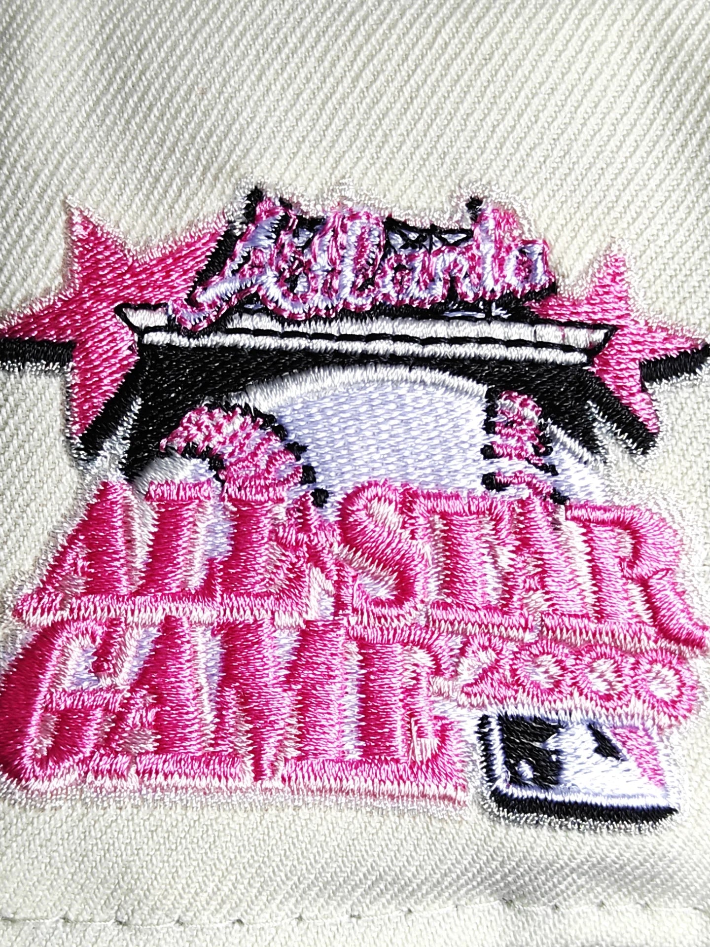 New Era Atlanta braves Rose all Star game Chrome Black / pink edition 59fifty fitted