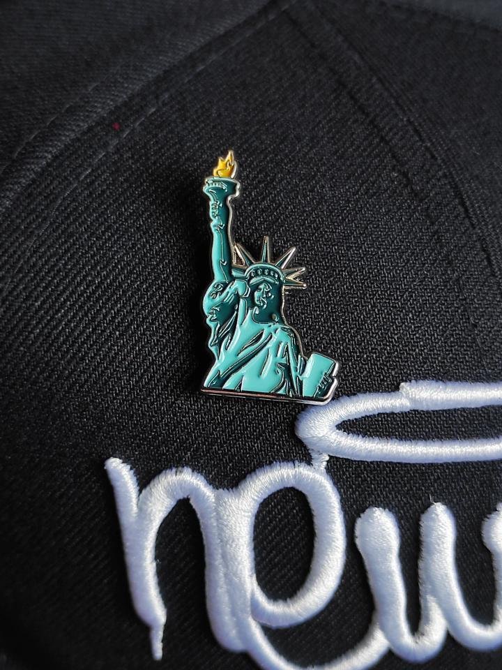 59FIFTY new era Grafiti navy incluye pin