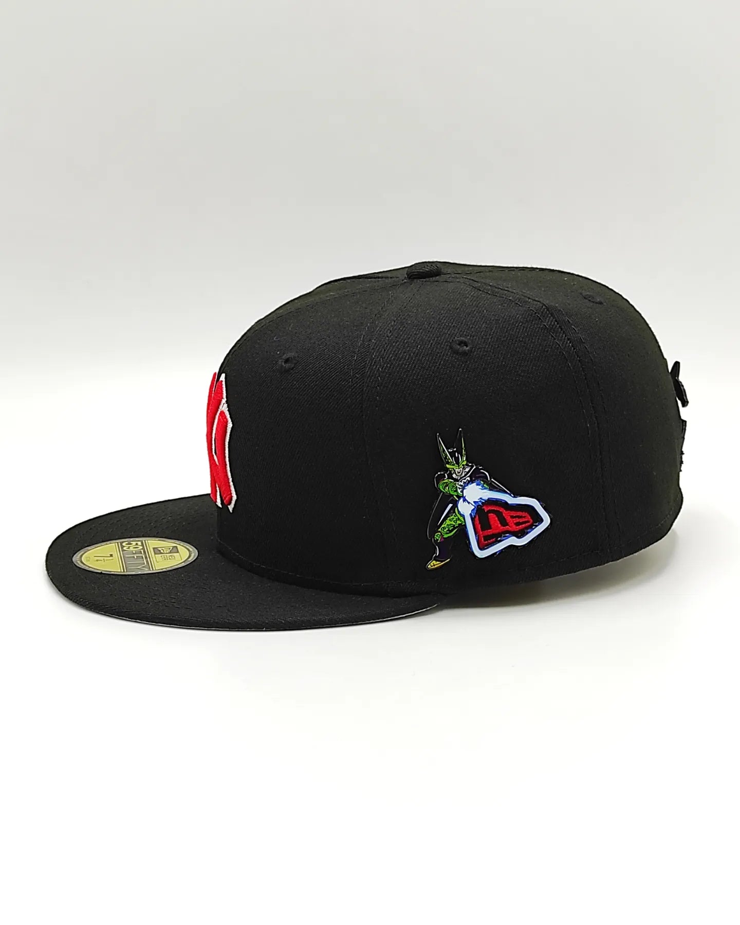 Perfect cell New Era flag pin