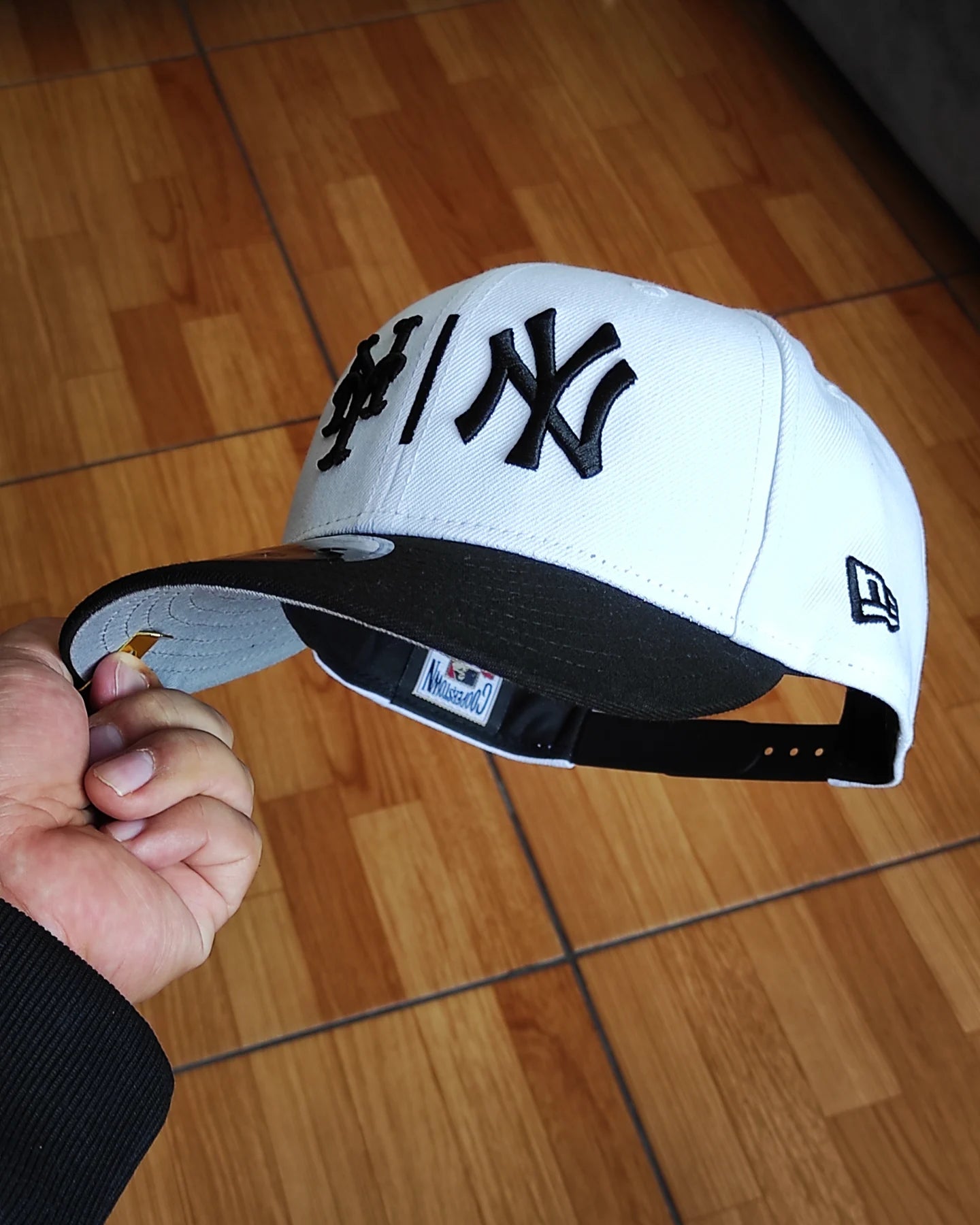 New Era New York Yankees vs Mets Subway Series black and White 9 FIFTY Snapback