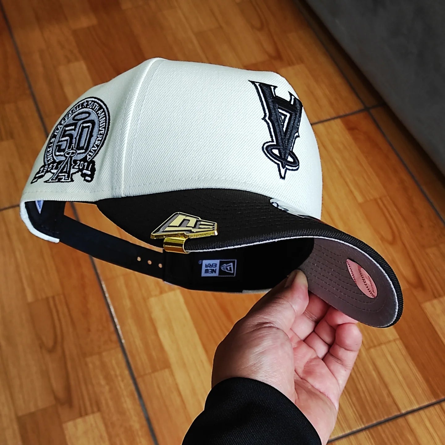 New Era Anaheim Angels Upside Down Chrome Black 2 Tone 50th Anniversary 9Forty A-Frame Snapback