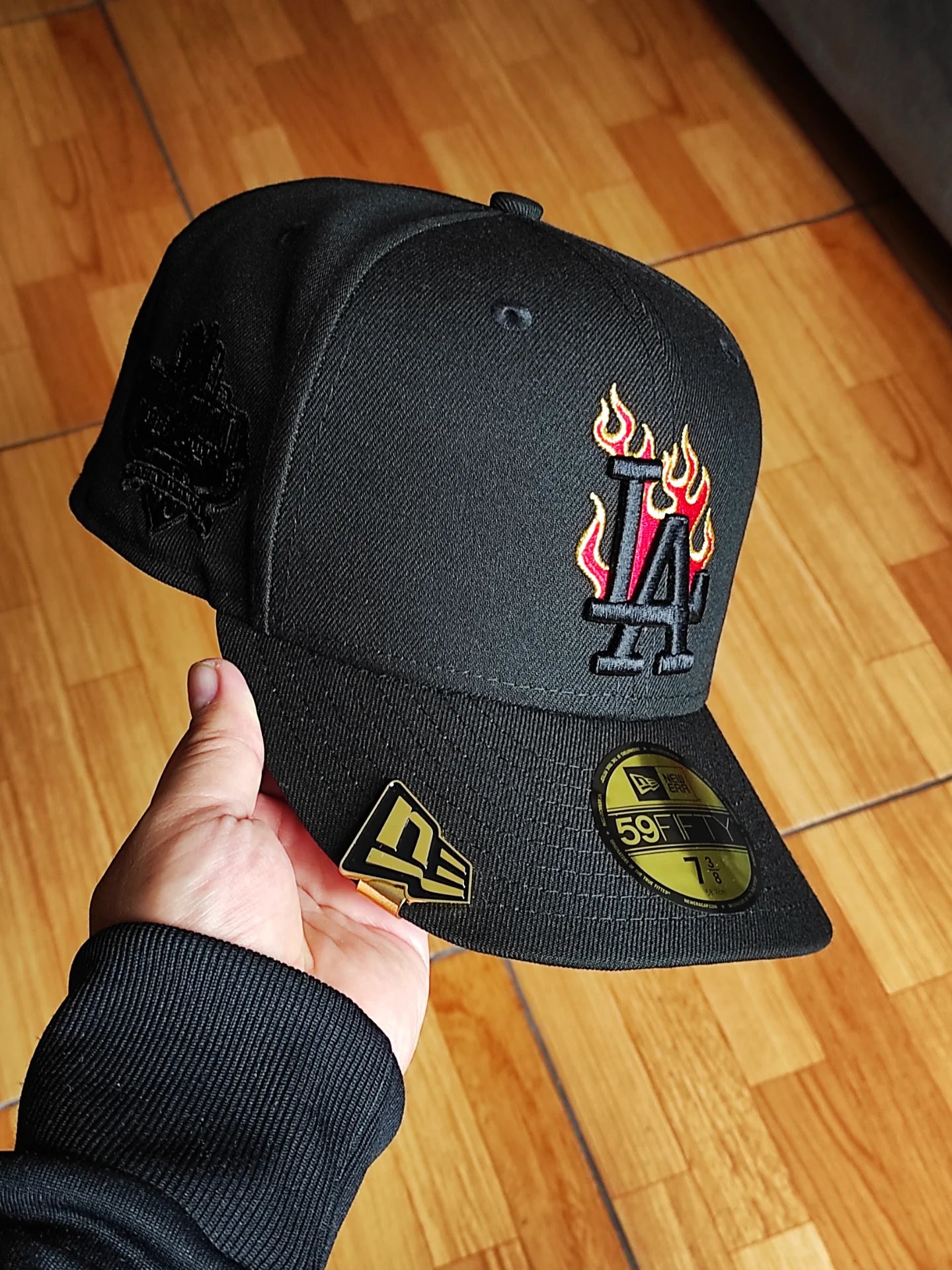 New Era Los Angeles Dodgers 40th Stadium Anniversary Blackout Red Fire Edition 59Fifty Fitted Hat