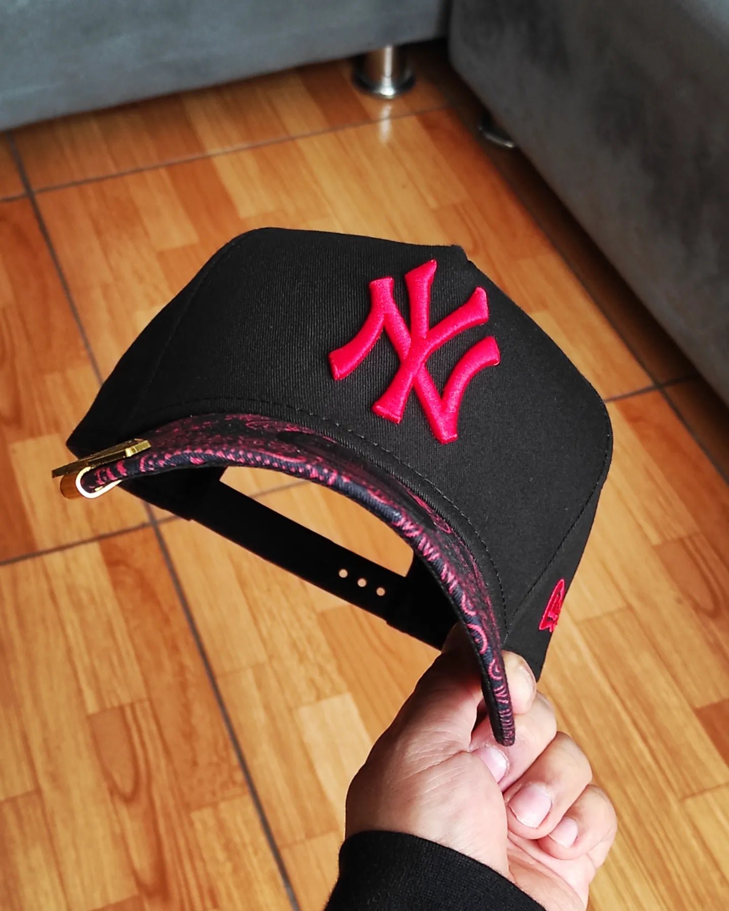 New York Yankees Pastel Paisley Black 9FORTY A-Frame Adjustable Cap