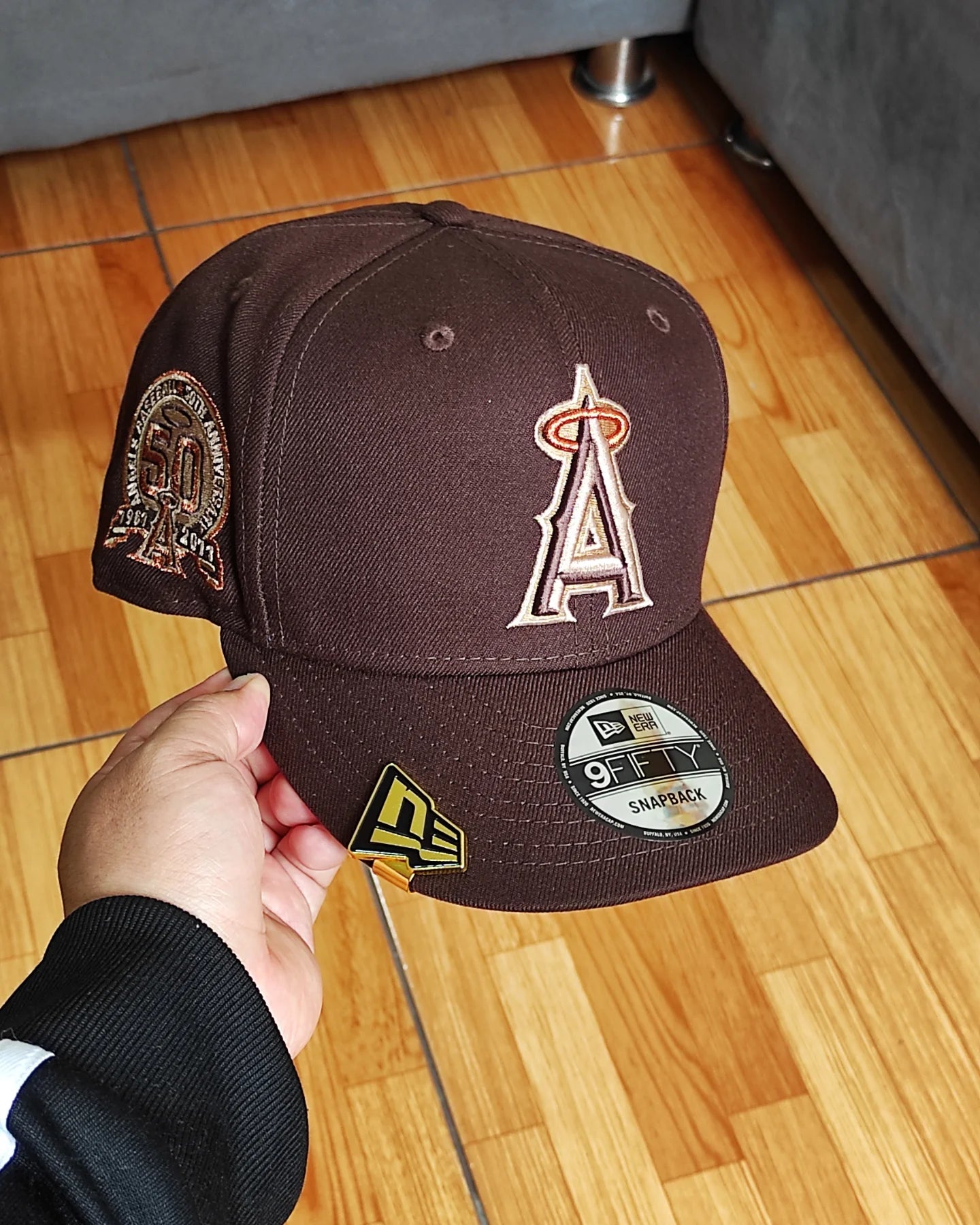New Era Los Angeles Angels marrón oscuro Bottom 50th Anniversary Side Patch 9Fifty New Era Snapback