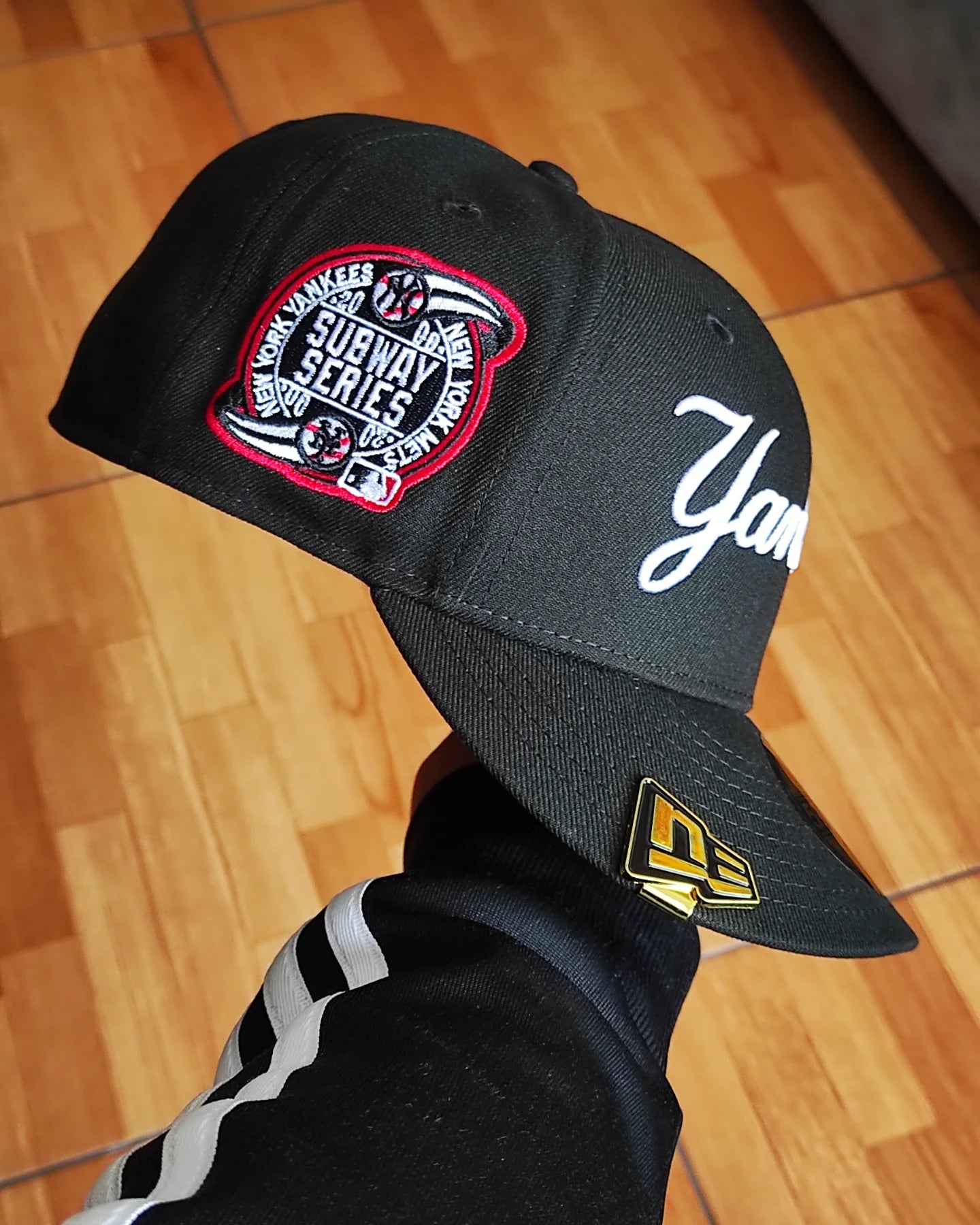 New Era New York Yankees Subway Series 2009 Black and Red Edition 59Fifty Fitted Hat